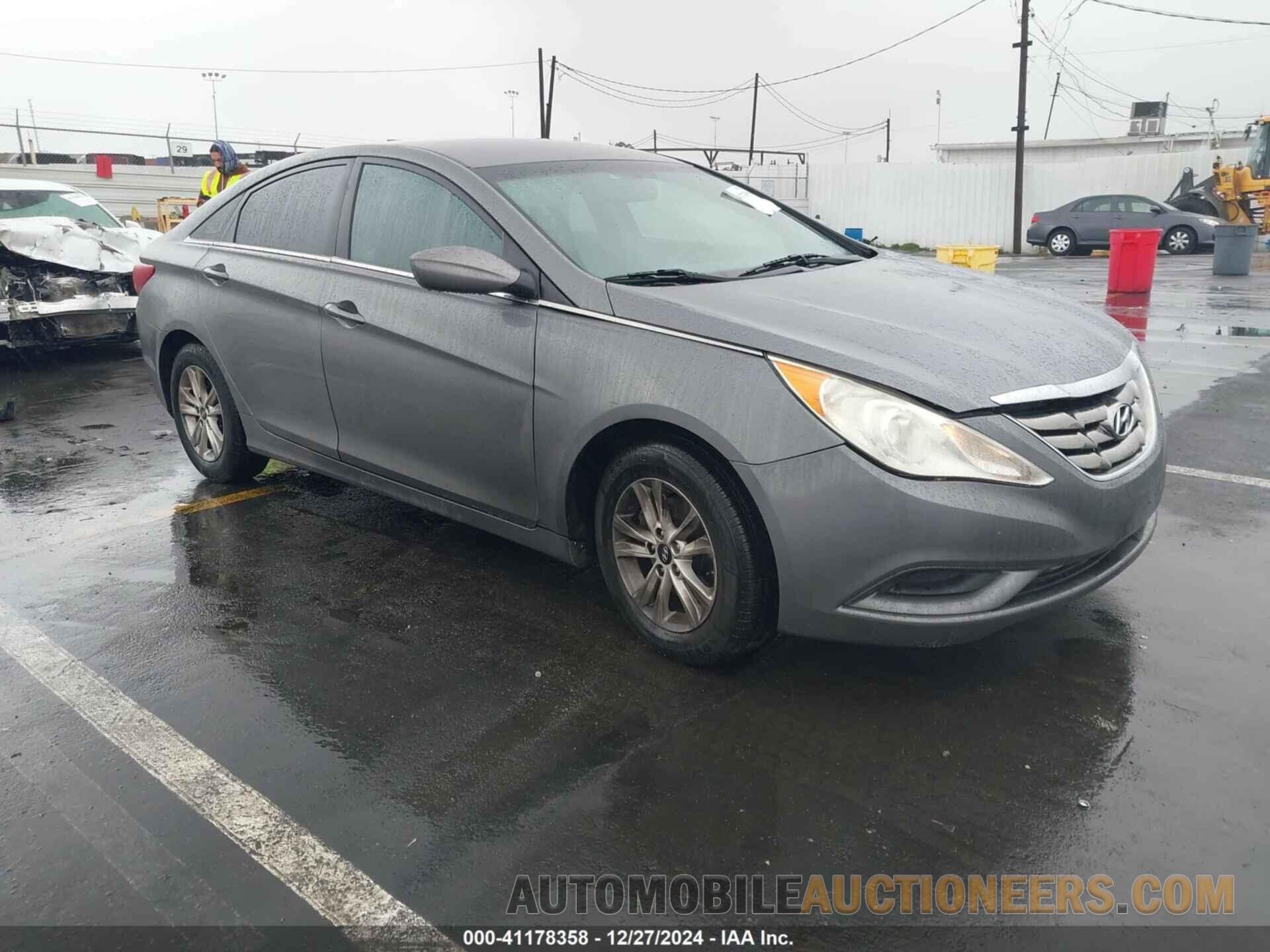 5NPEB4AC7DH795346 HYUNDAI SONATA 2013