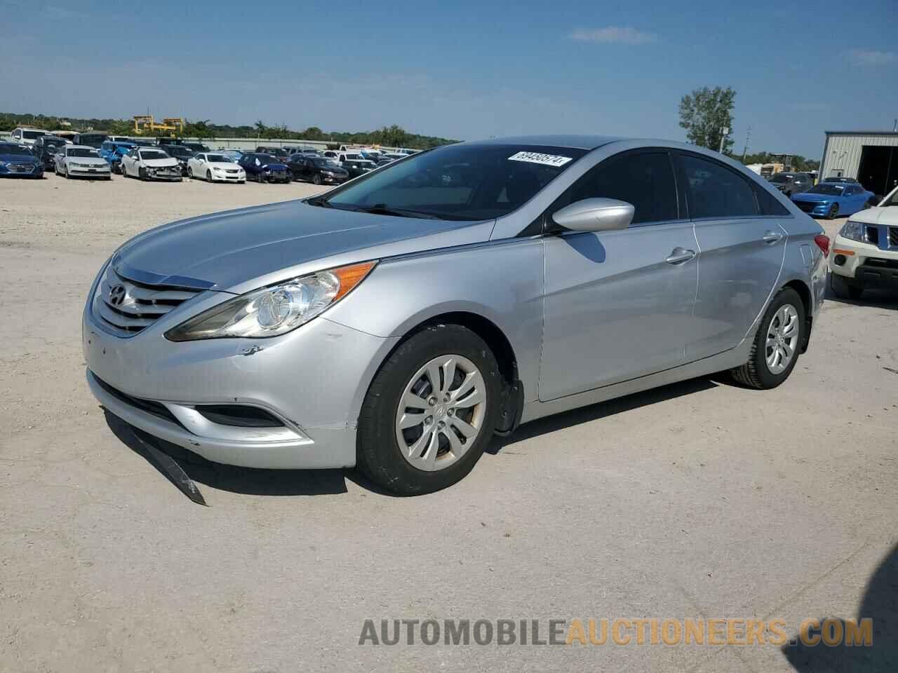 5NPEB4AC8BH199692 HYUNDAI SONATA 2011