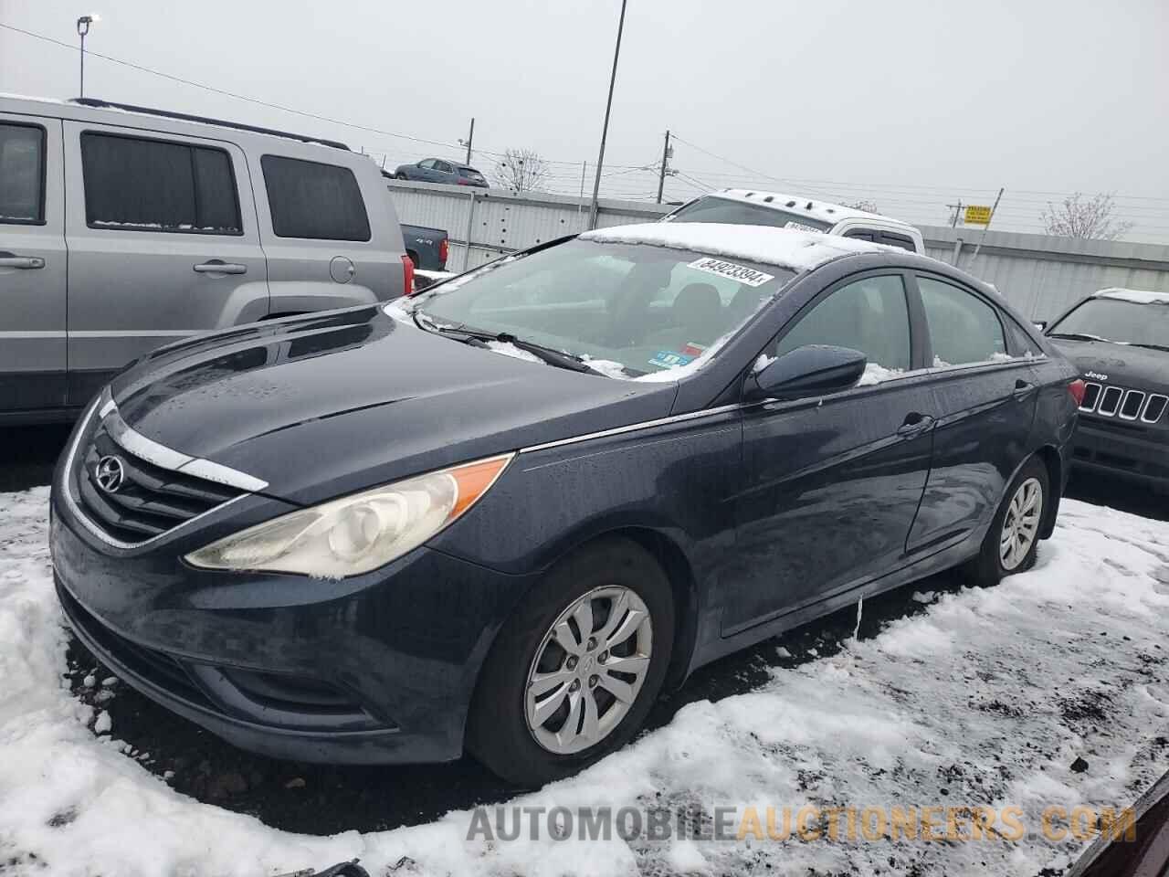 5NPEB4AC8BH208696 HYUNDAI SONATA 2011