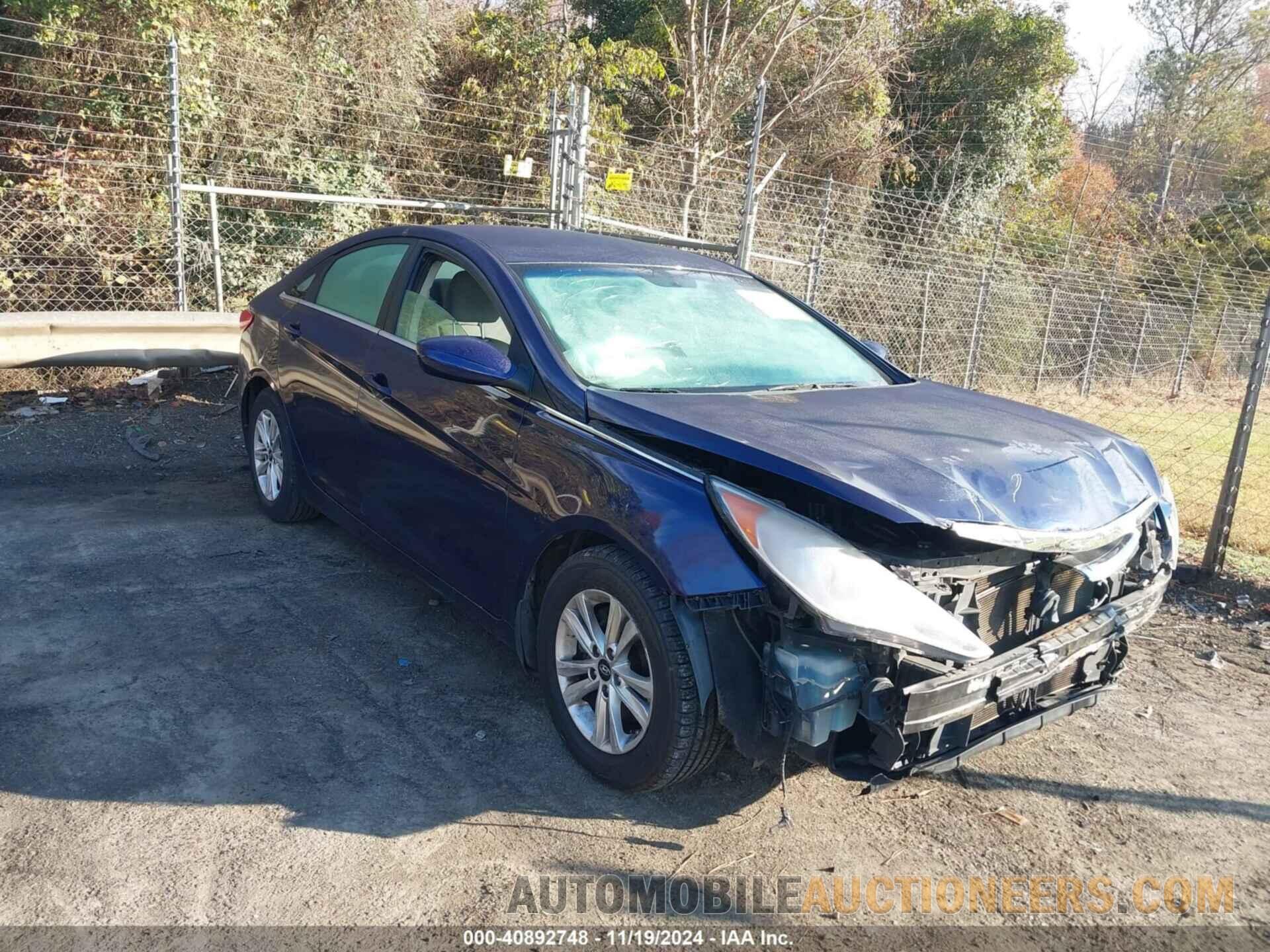 5NPEB4AC8DH509374 HYUNDAI SONATA 2013