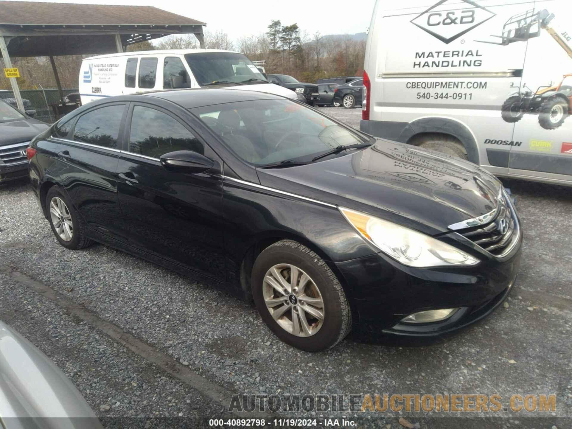 5NPEB4AC8DH688967 HYUNDAI SONATA 2013