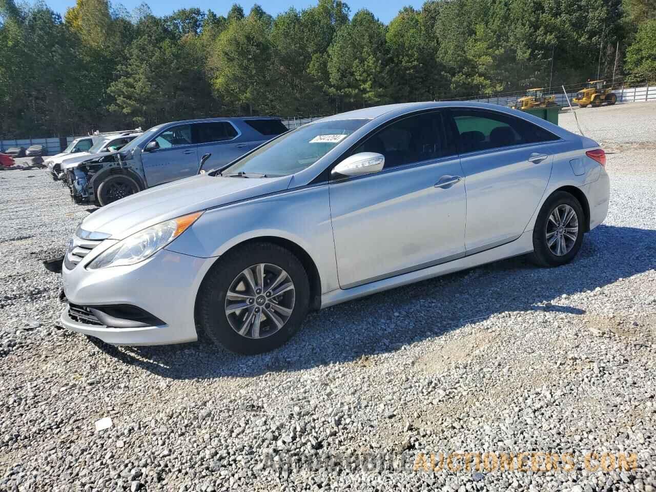 5NPEB4AC8EH857273 HYUNDAI SONATA 2014