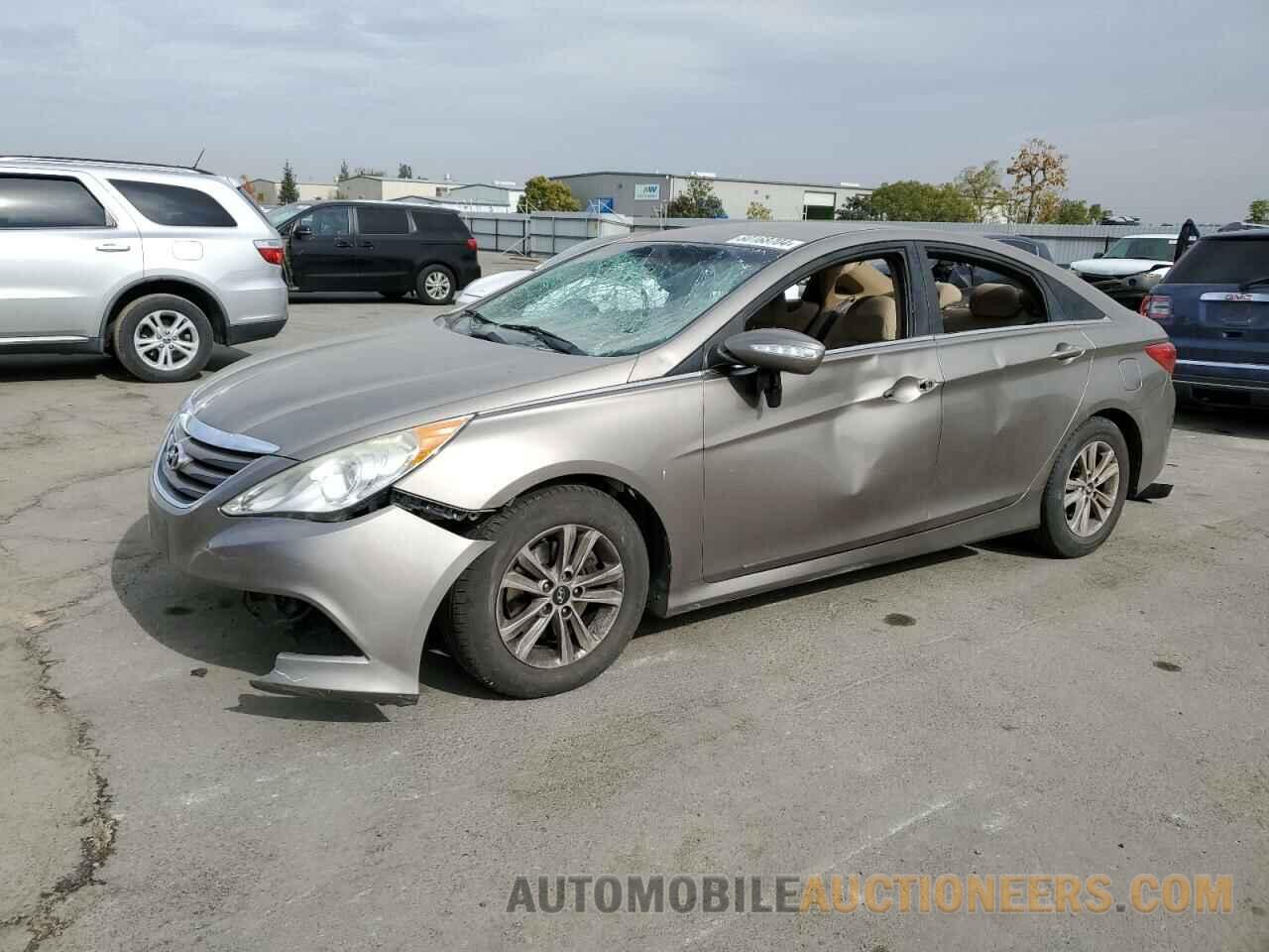 5NPEB4AC8EH933056 HYUNDAI SONATA 2014