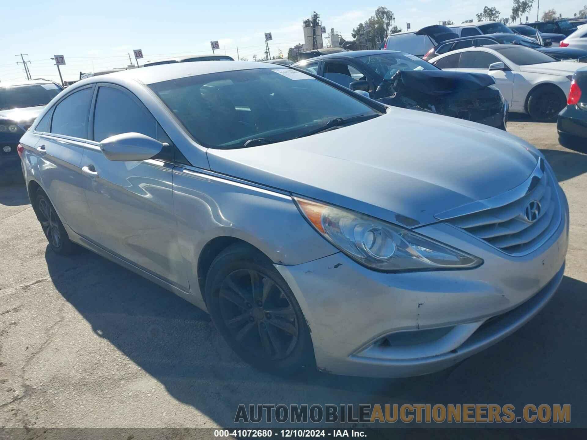 5NPEB4AC9BH013187 HYUNDAI SONATA 2011