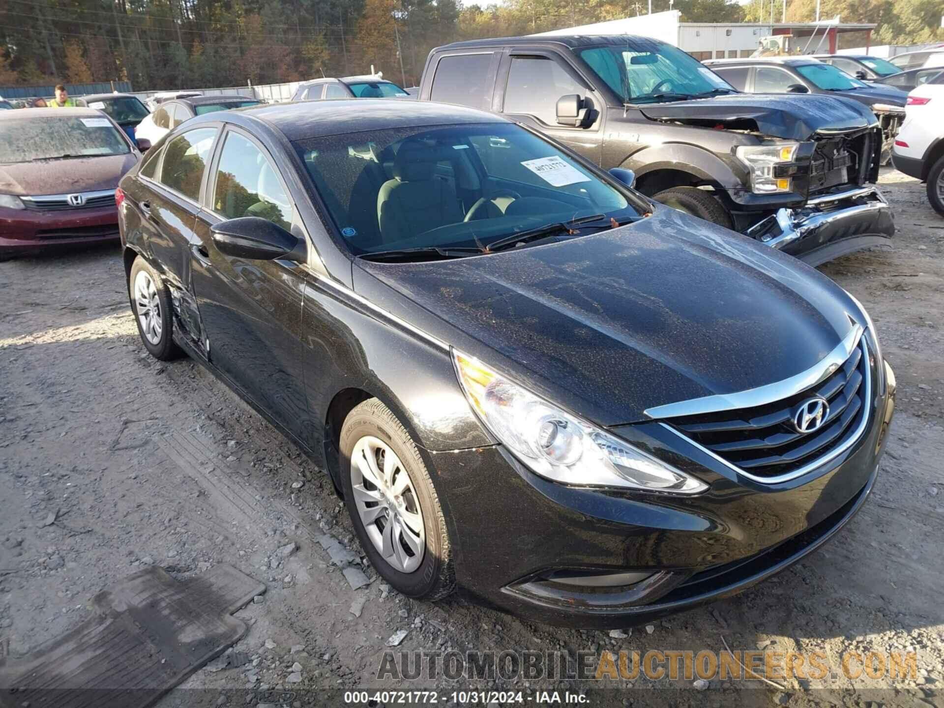 5NPEB4AC9BH165809 HYUNDAI SONATA 2011