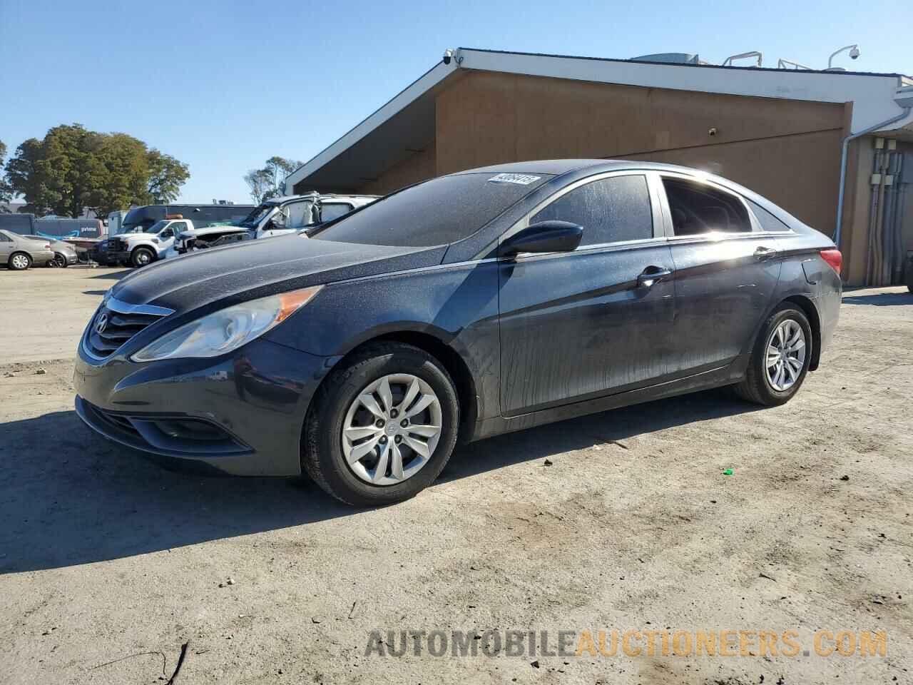 5NPEB4AC9BH273279 HYUNDAI SONATA 2011