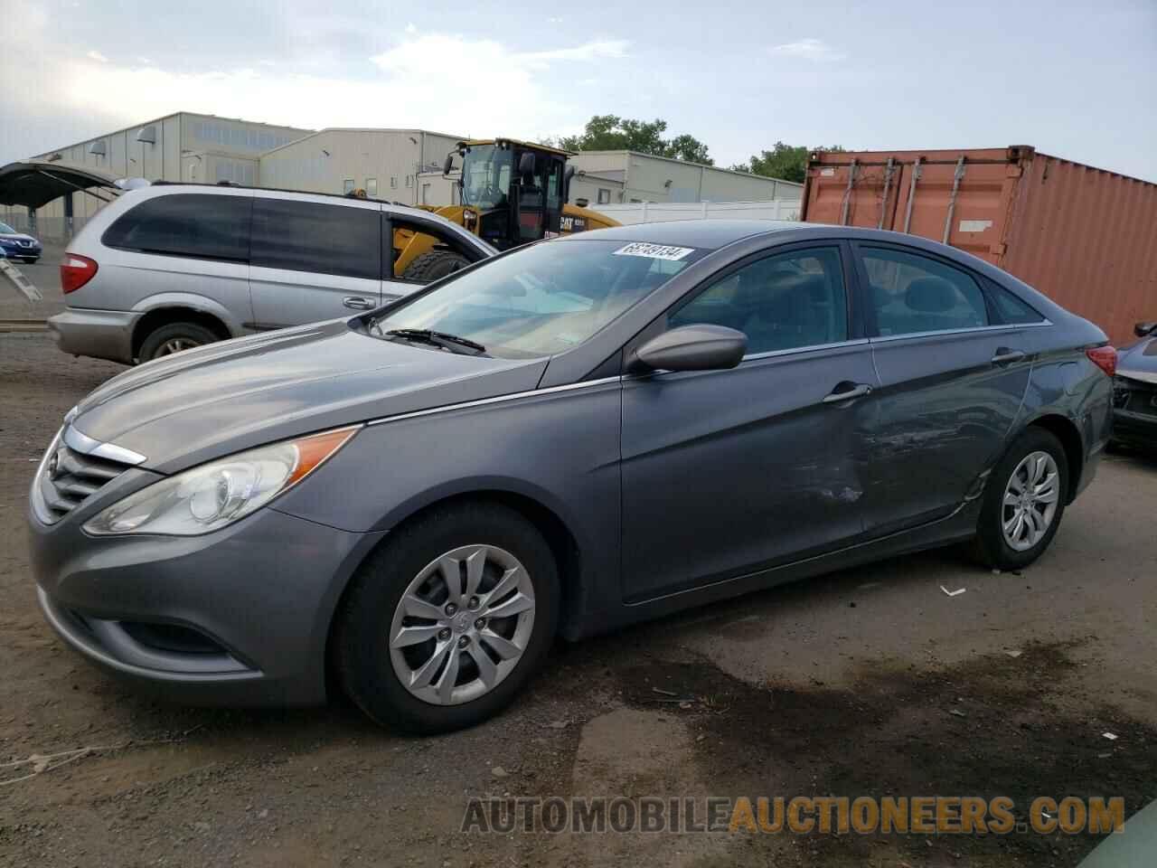 5NPEB4AC9BH282919 HYUNDAI SONATA 2011