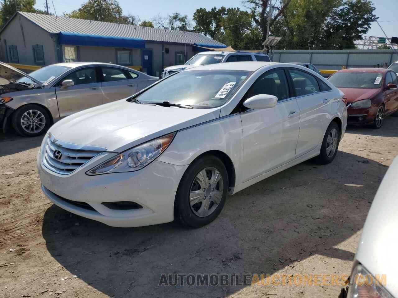 5NPEB4AC9BH308600 HYUNDAI SONATA 2011