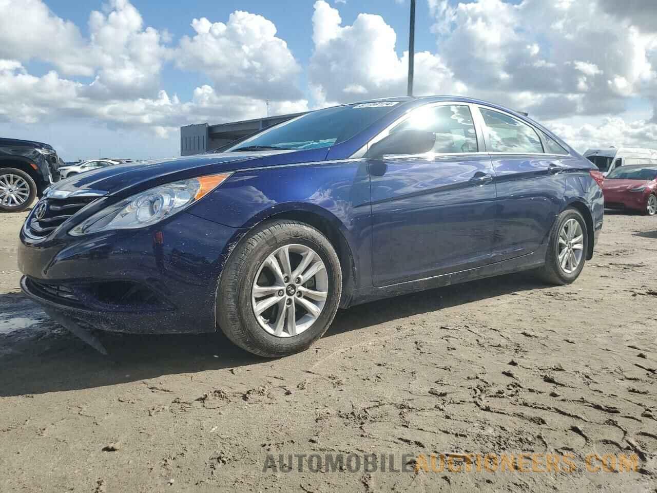 5NPEB4AC9CH407774 HYUNDAI SONATA 2012