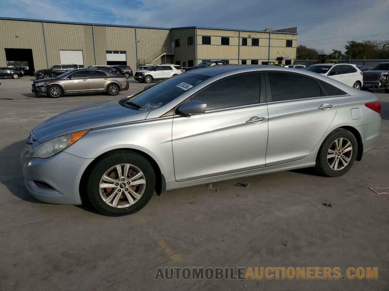 5NPEB4AC9DH683132 HYUNDAI SONATA 2013