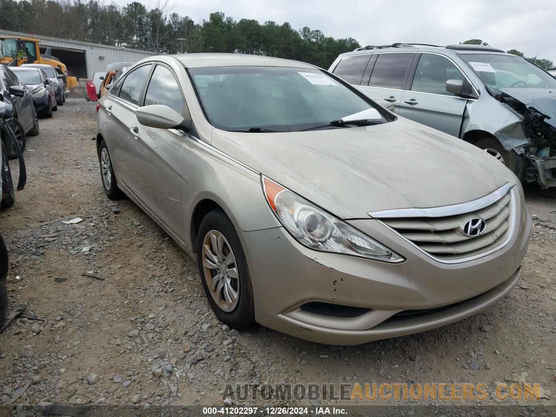 5NPEB4ACXBH136948 HYUNDAI SONATA 2011