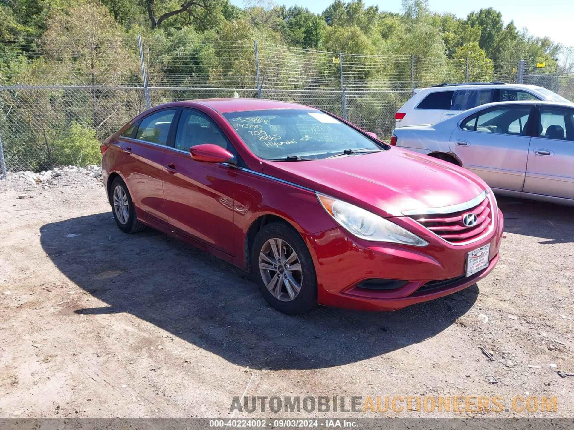 5NPEB4ACXBH145195 HYUNDAI SONATA 2011