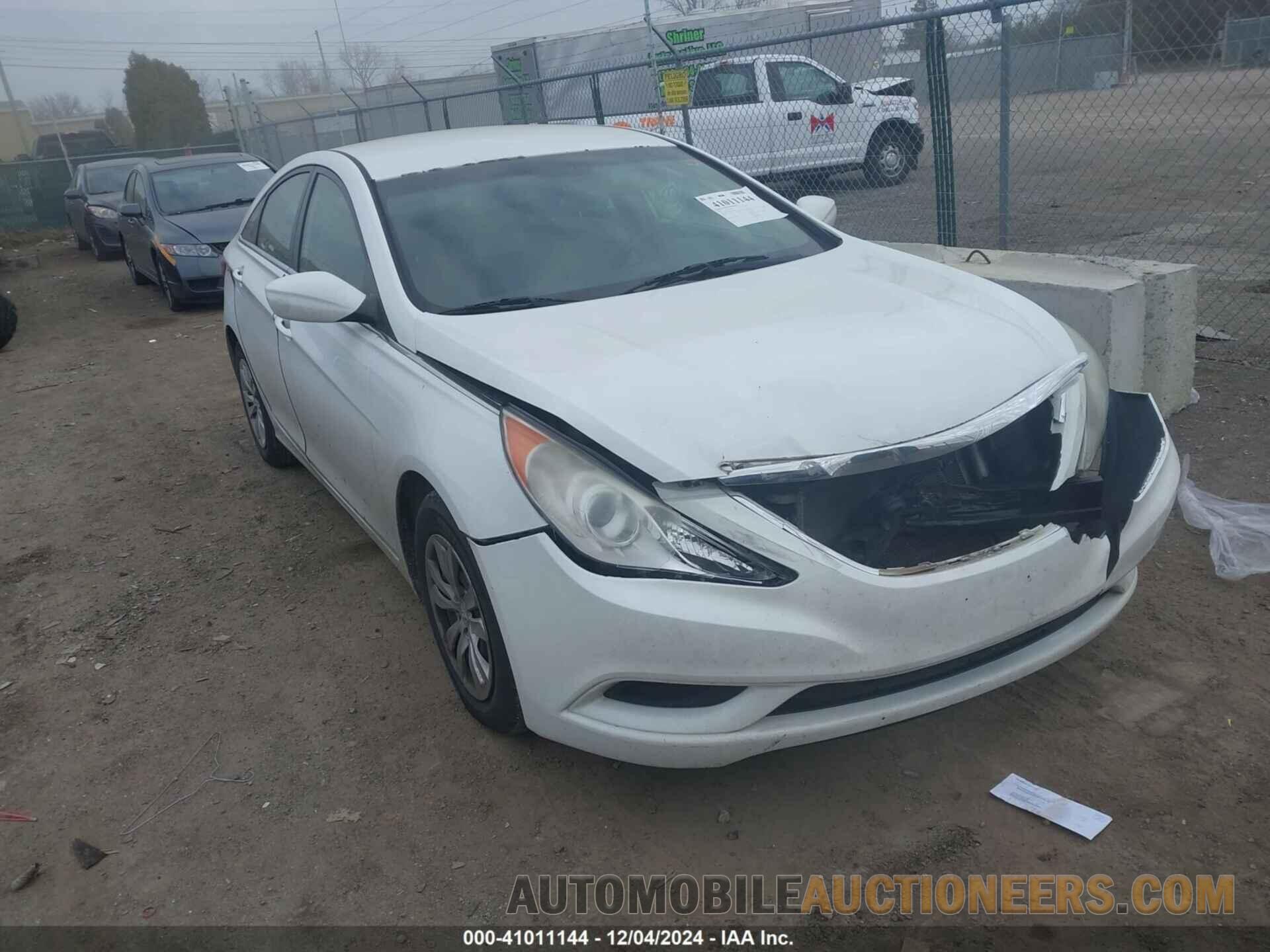 5NPEB4ACXBH210871 HYUNDAI SONATA 2011