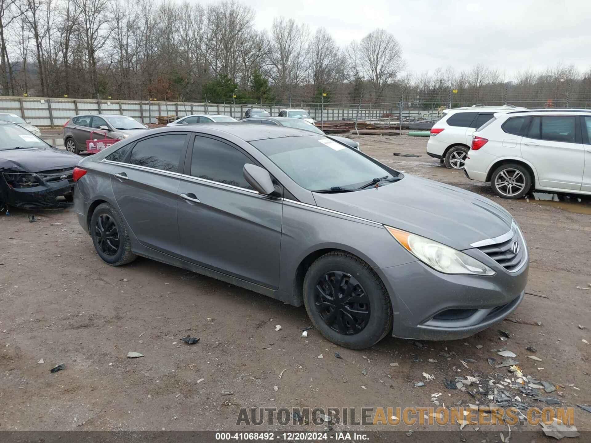 5NPEB4ACXBH225368 HYUNDAI SONATA 2011