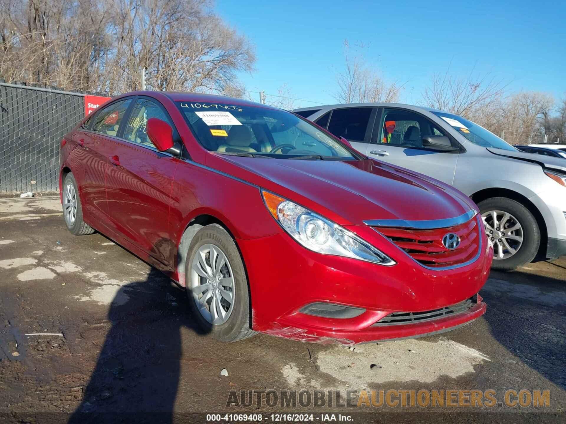 5NPEB4ACXBH286798 HYUNDAI SONATA 2011