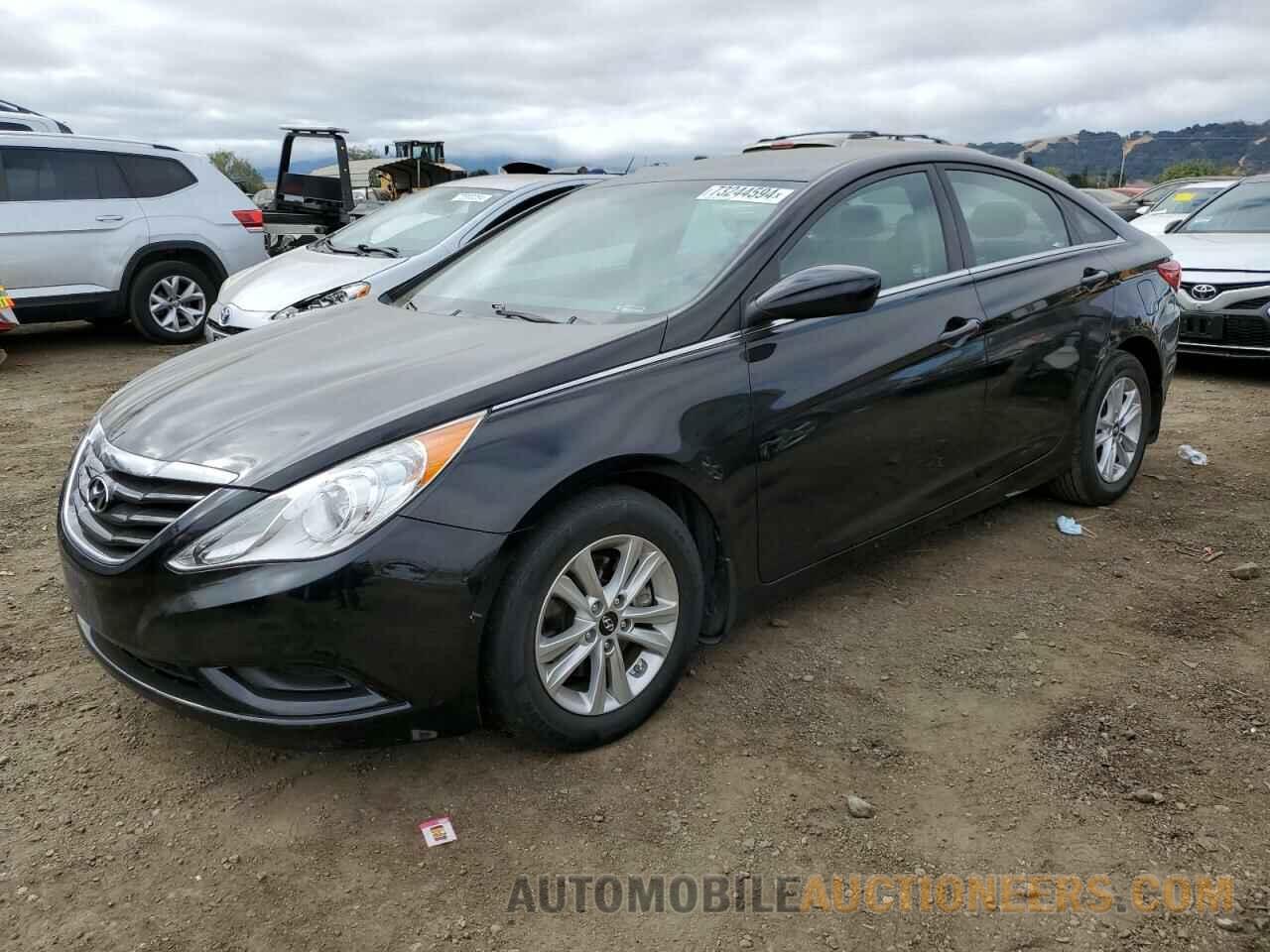 5NPEB4ACXCH466008 HYUNDAI SONATA 2012