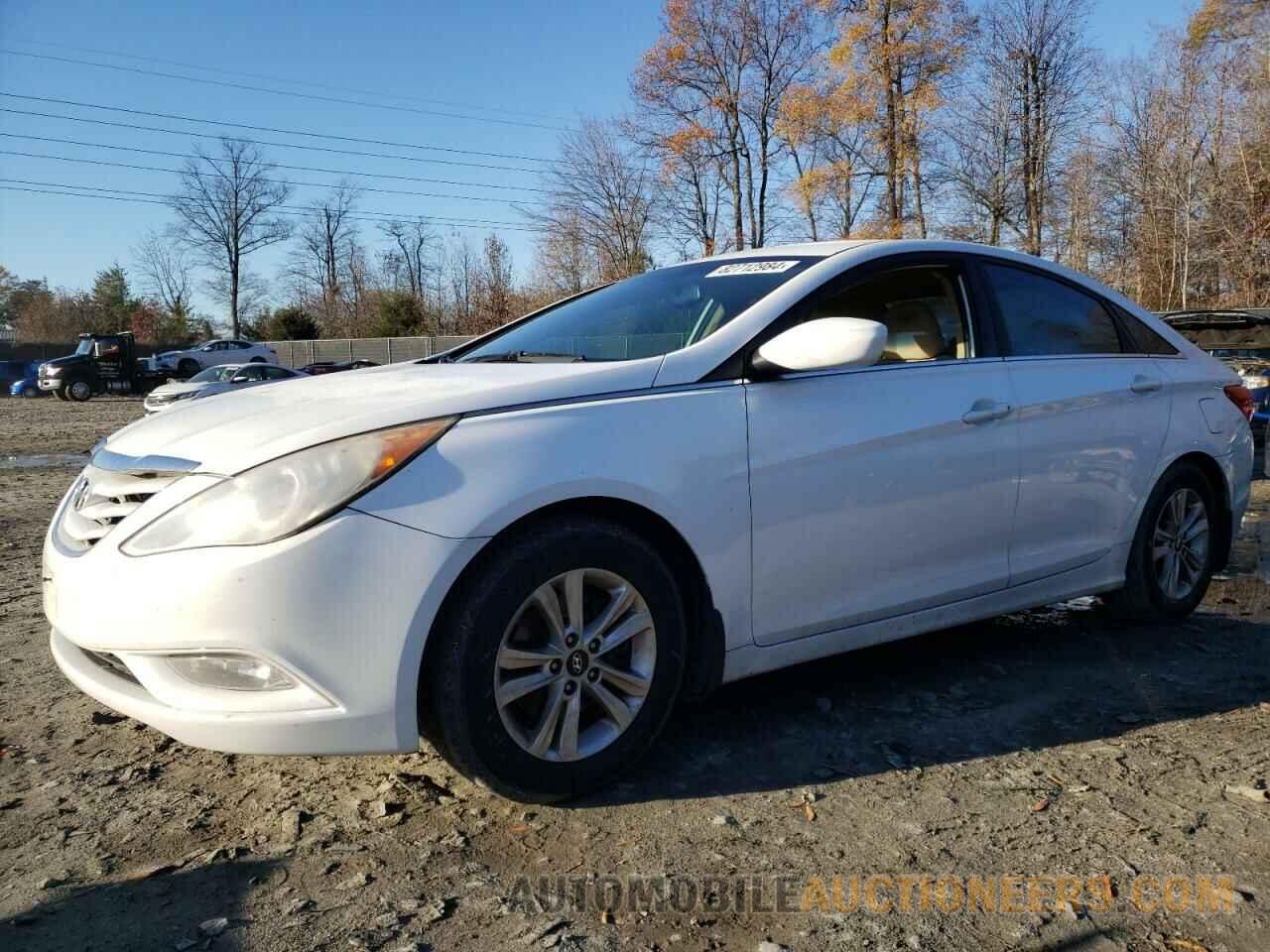 5NPEB4ACXDH504564 HYUNDAI SONATA 2013