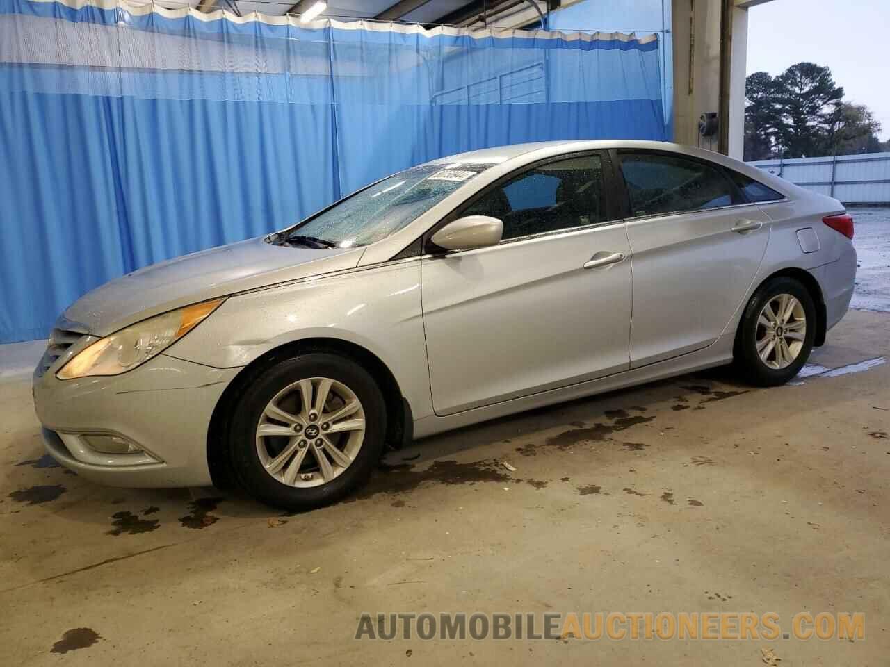 5NPEB4ACXDH607547 HYUNDAI SONATA 2013