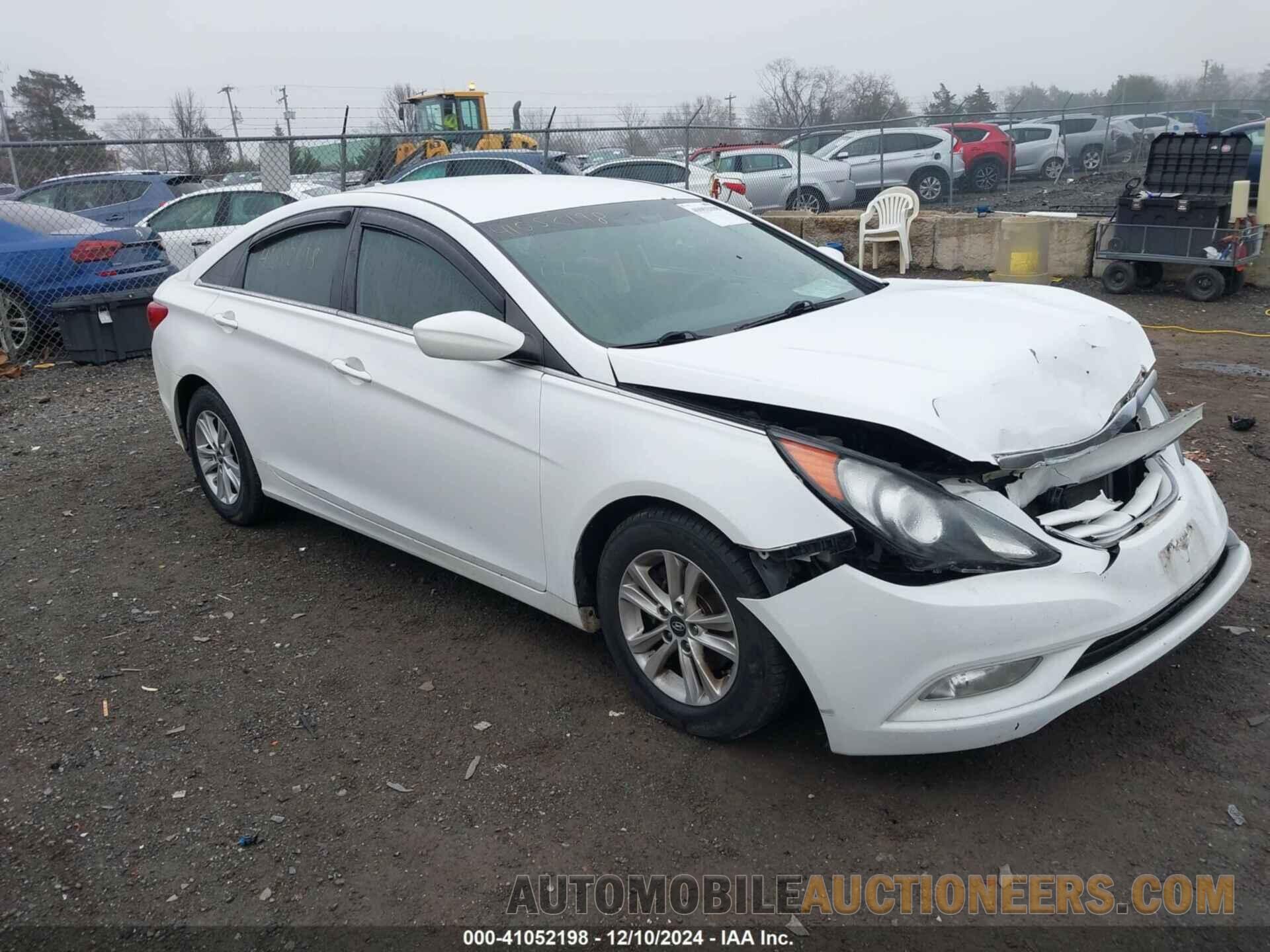 5NPEB4ACXDH615146 HYUNDAI SONATA 2013