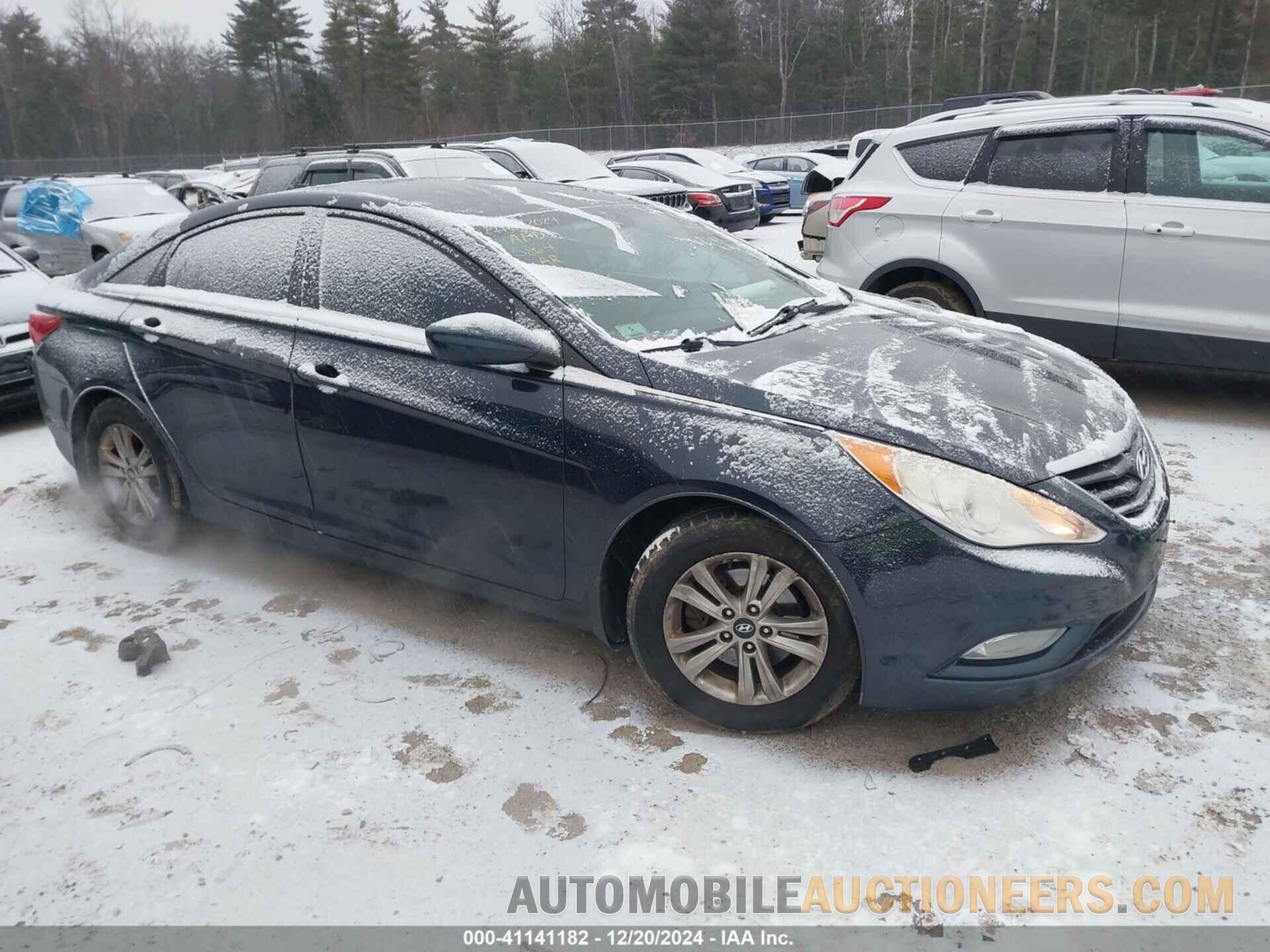 5NPEB4ACXDH675864 HYUNDAI SONATA 2013