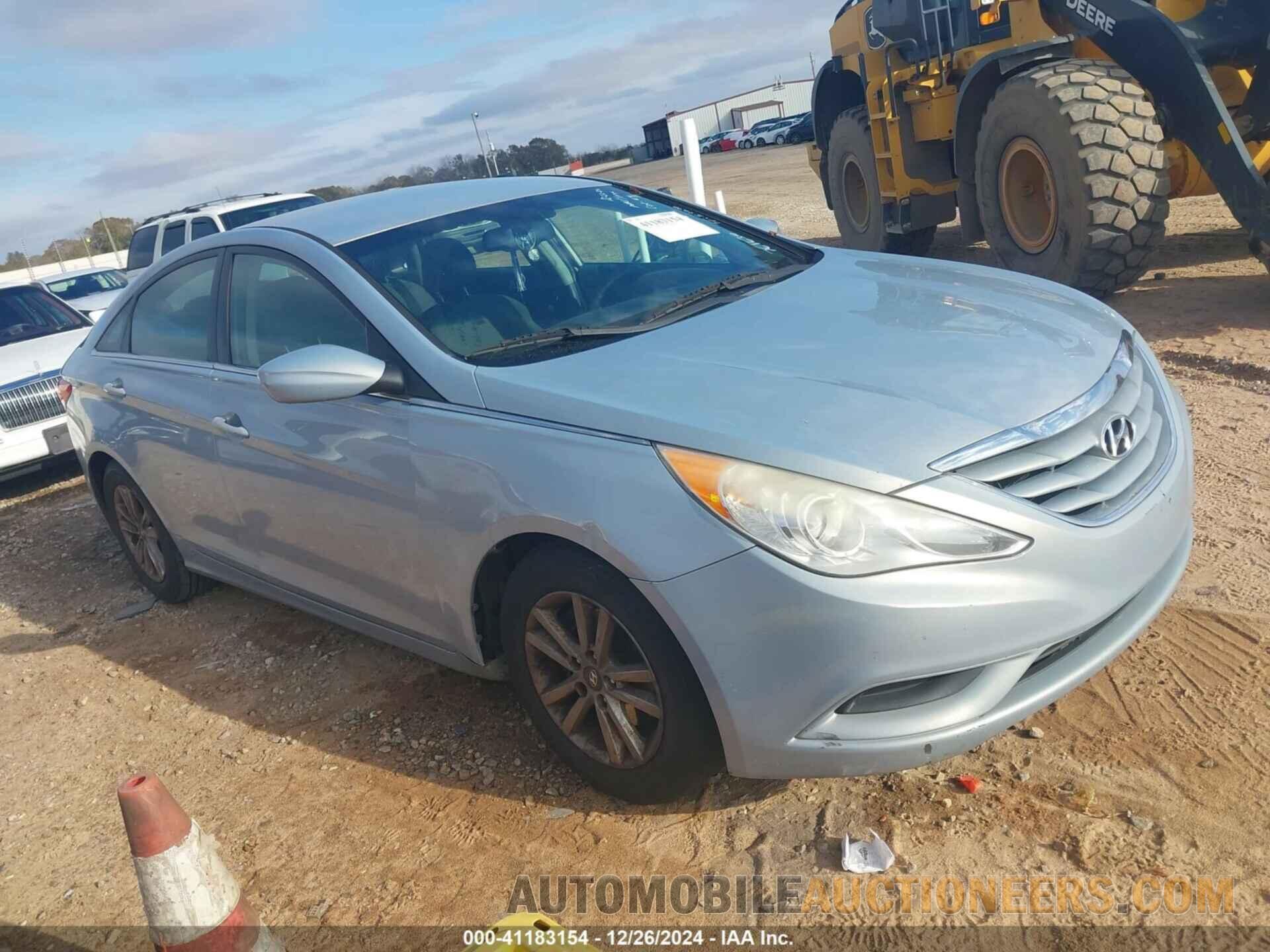 5NPEB4ACXDH761630 HYUNDAI SONATA 2013