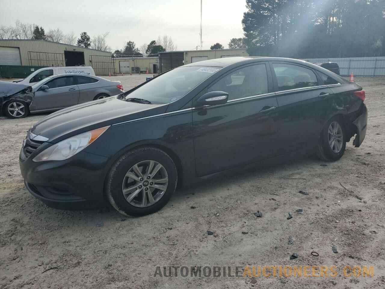 5NPEB4ACXEH948593 HYUNDAI SONATA 2014