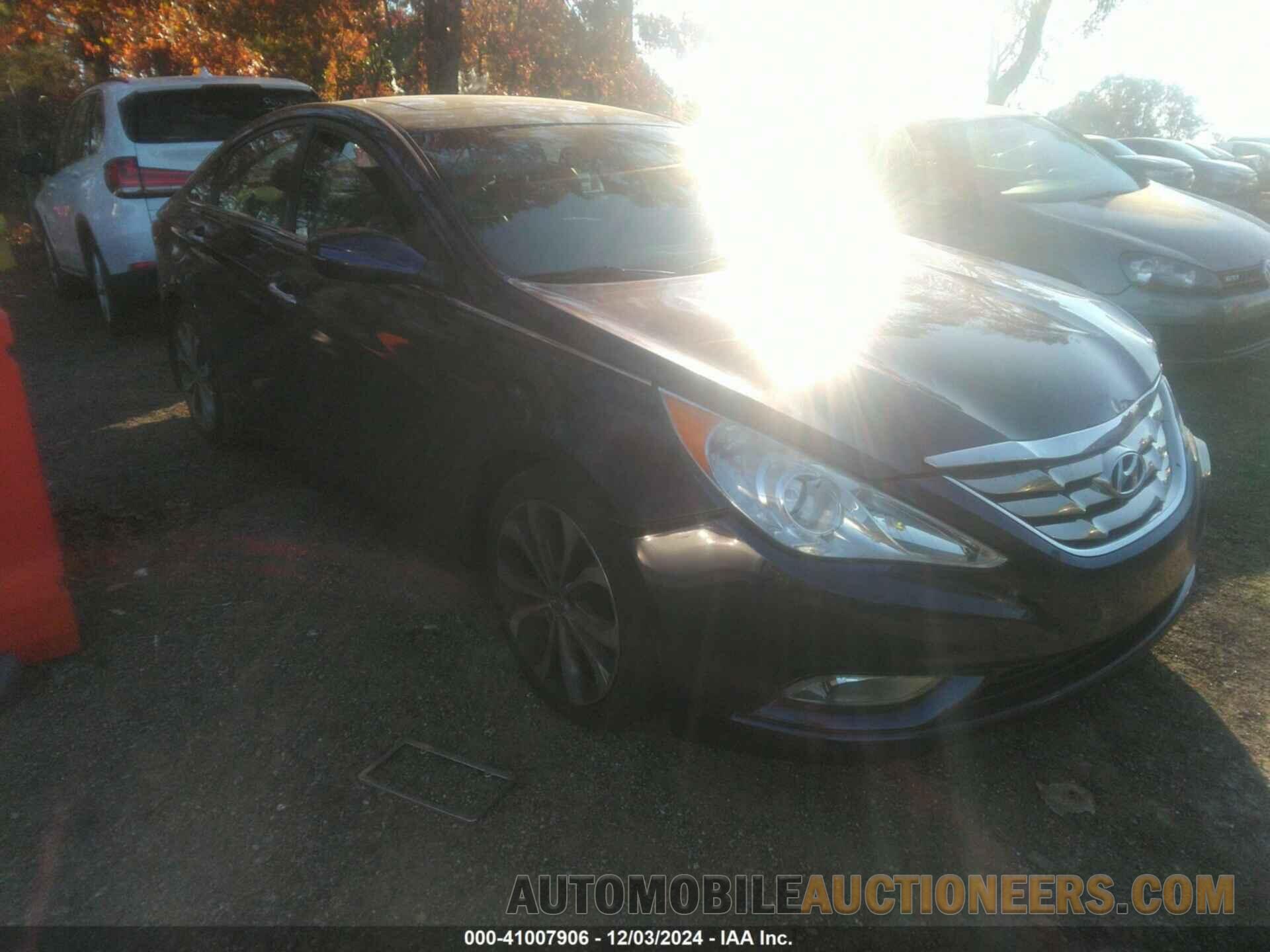 5NPEC4AB0DH805137 HYUNDAI SONATA 2013