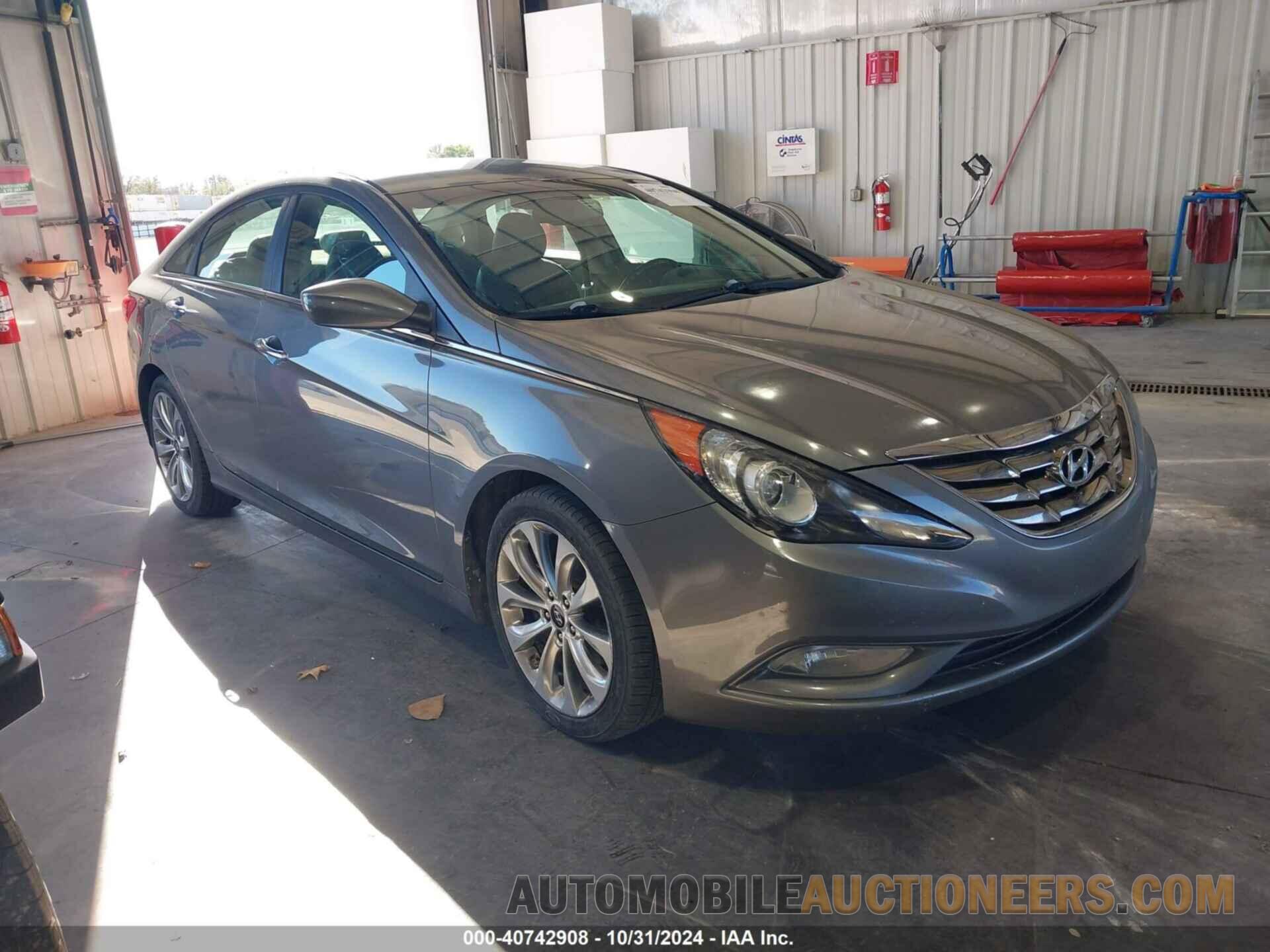 5NPEC4AB2DH521802 HYUNDAI SONATA 2013