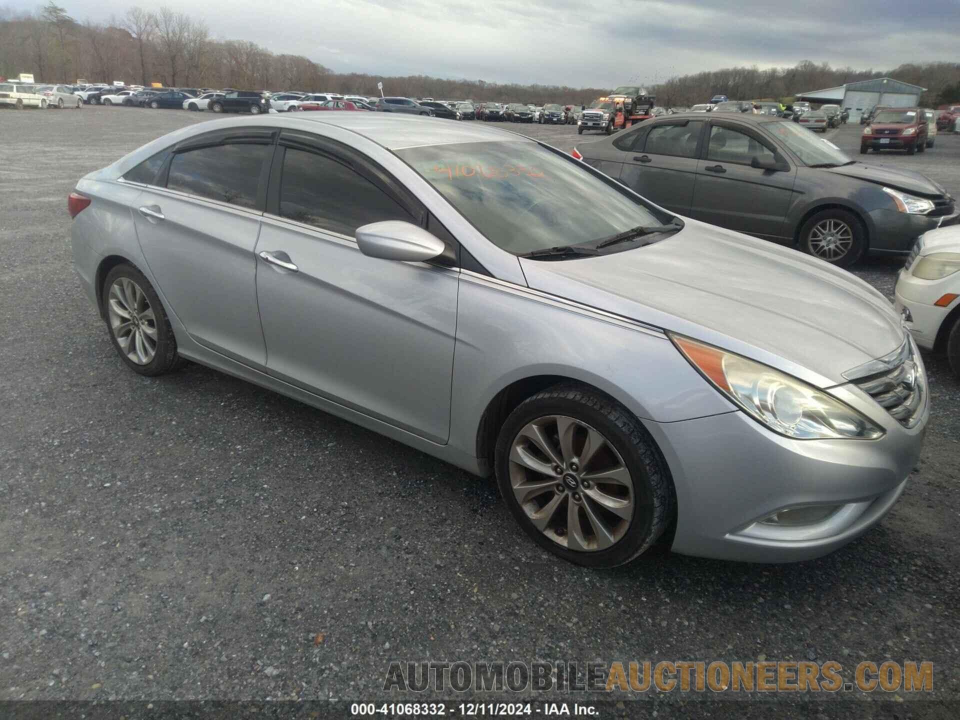 5NPEC4AB4BH203046 HYUNDAI SONATA 2011