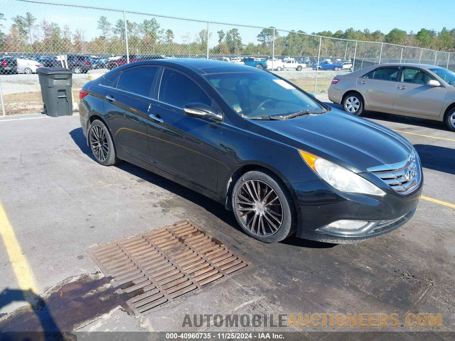 5NPEC4AB4CH464601 HYUNDAI SONATA 2012