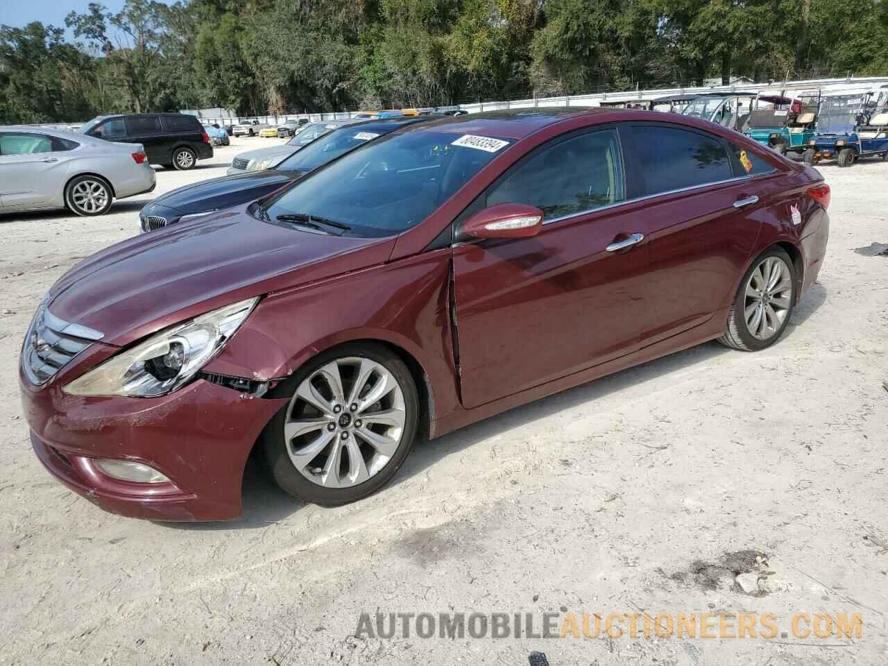 5NPEC4AB6BH215974 HYUNDAI SONATA 2011