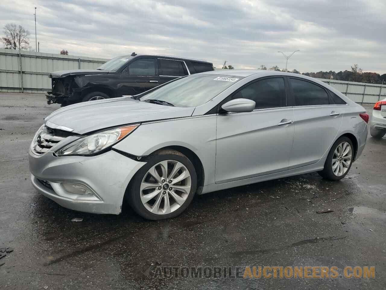 5NPEC4AB6BH268903 HYUNDAI SONATA 2011