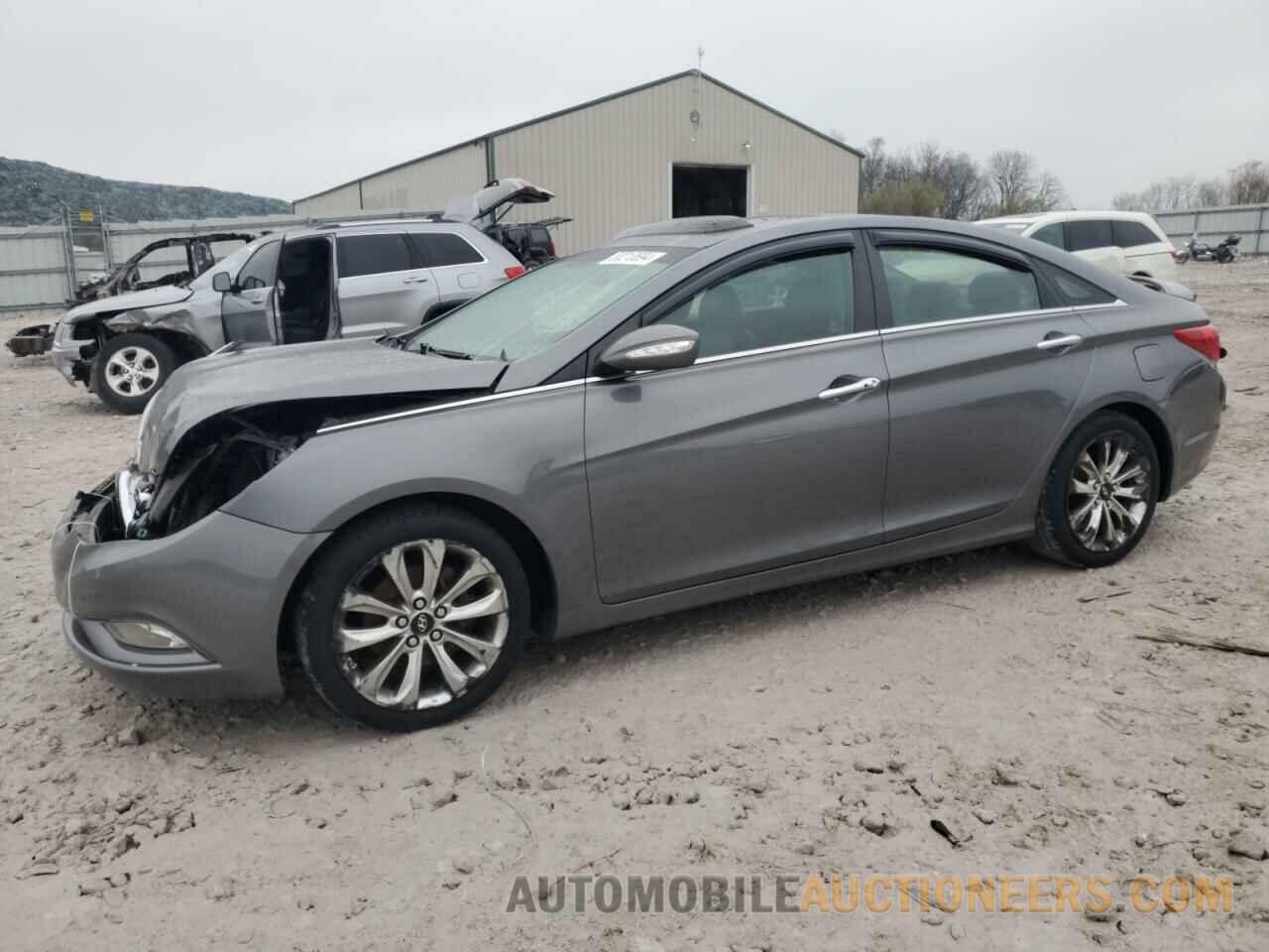 5NPEC4AB7BH185786 HYUNDAI SONATA 2011