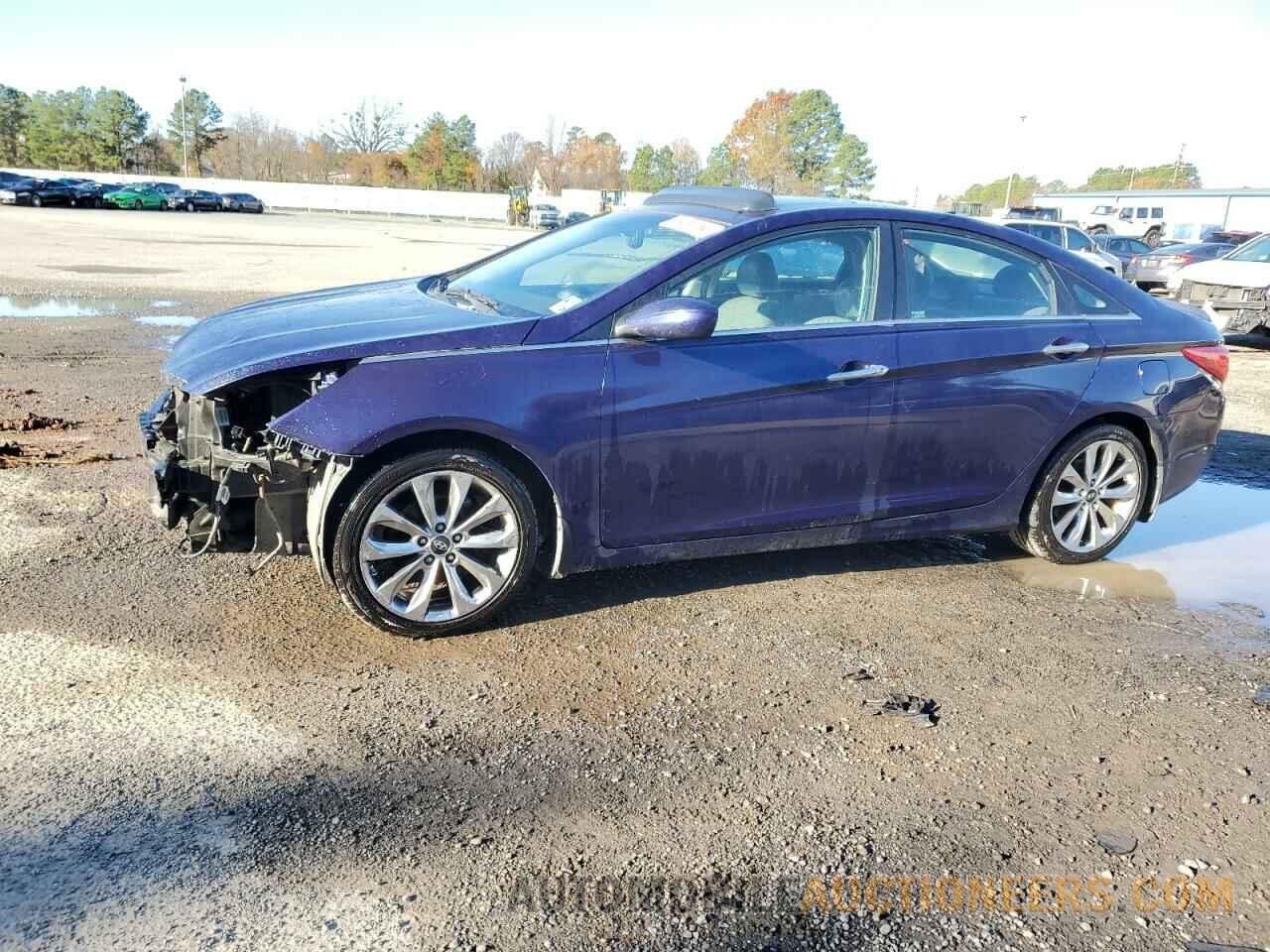 5NPEC4AB7DH523643 HYUNDAI SONATA 2013