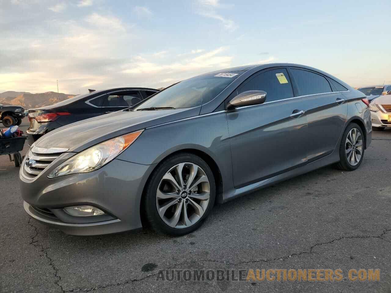 5NPEC4AB7EH825712 HYUNDAI SONATA 2014