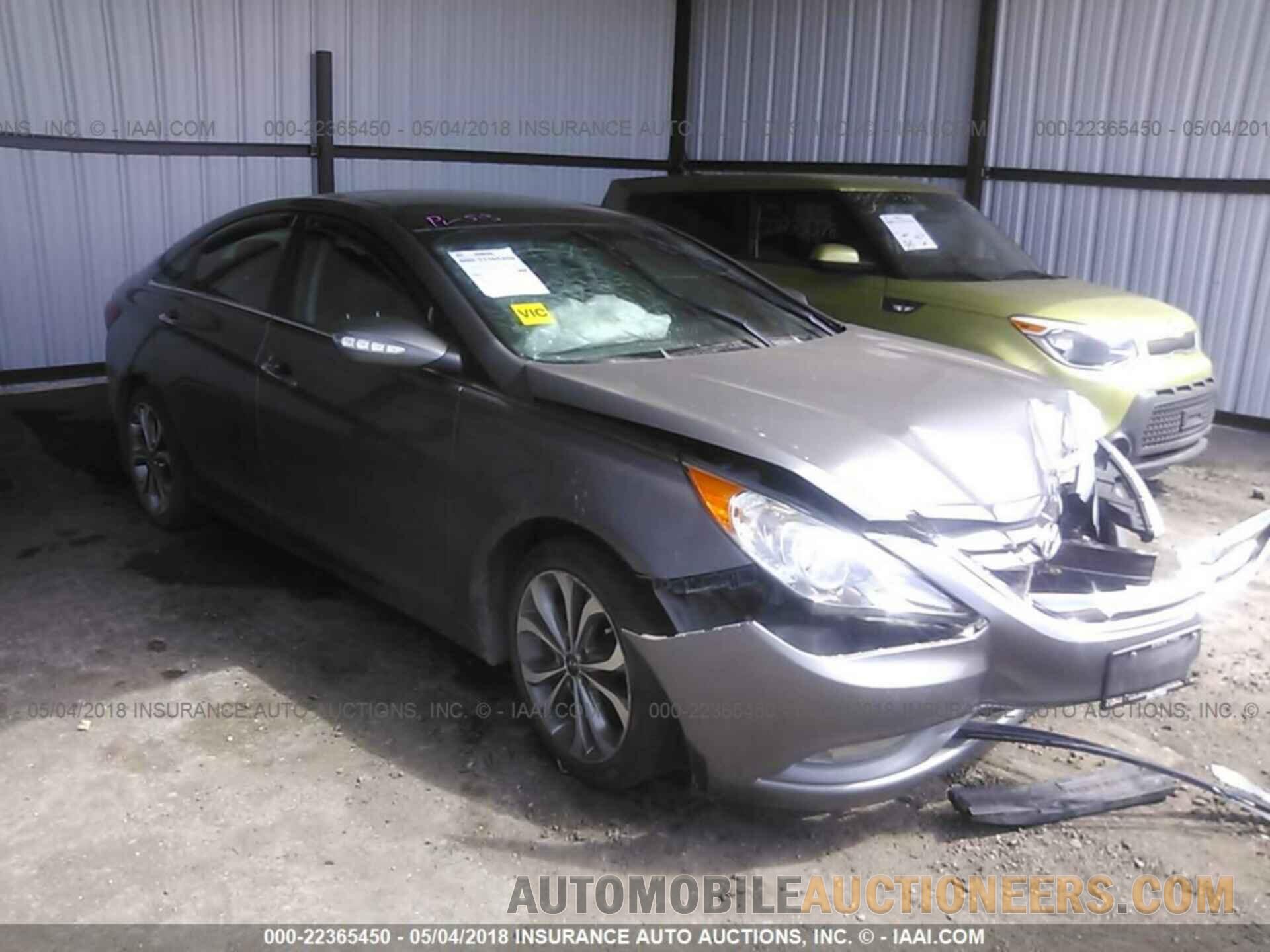 5NPEC4AB8DH579171 Hyundai Sonata 2013