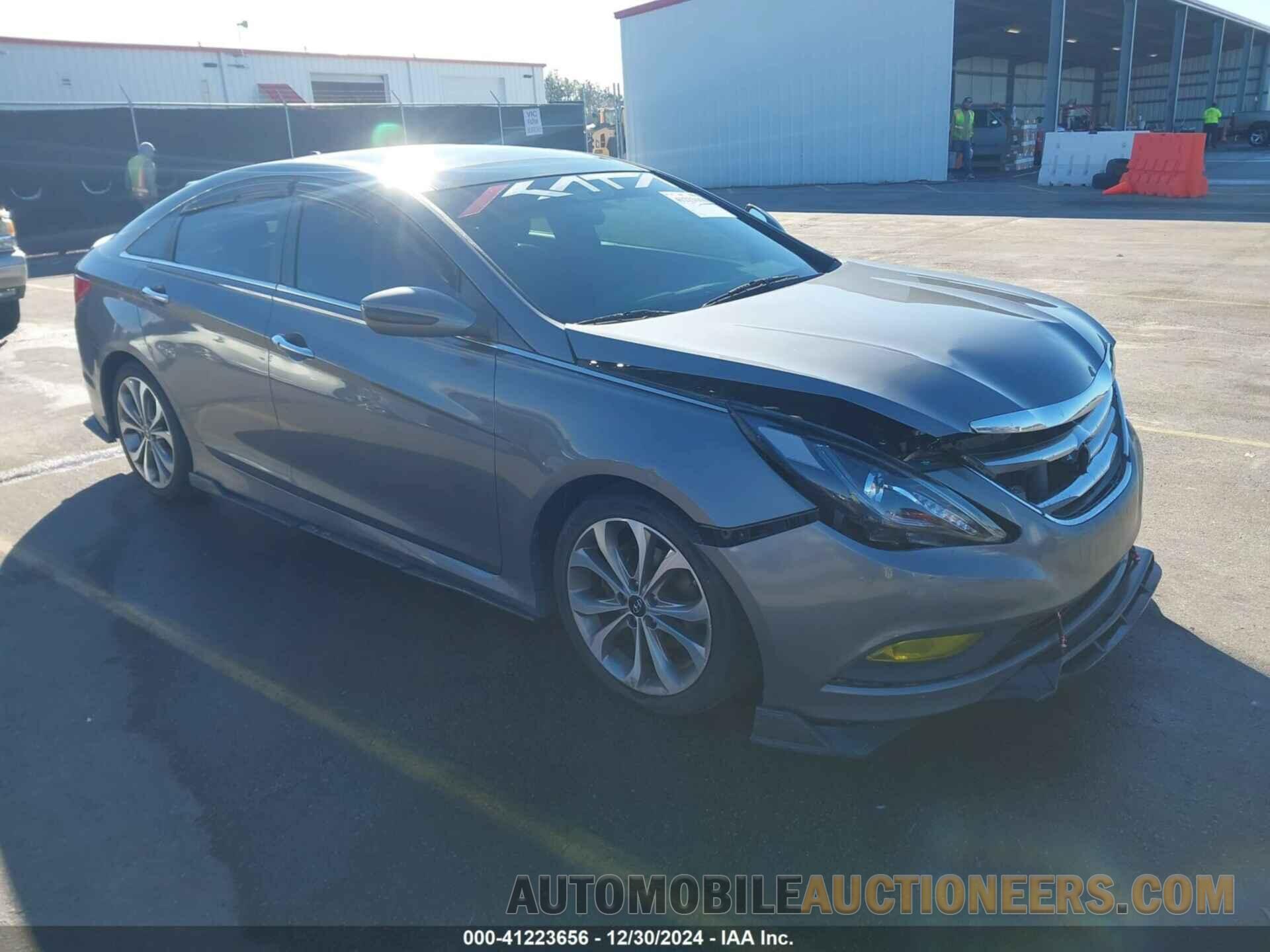 5NPEC4ABXEH844724 HYUNDAI SONATA 2014