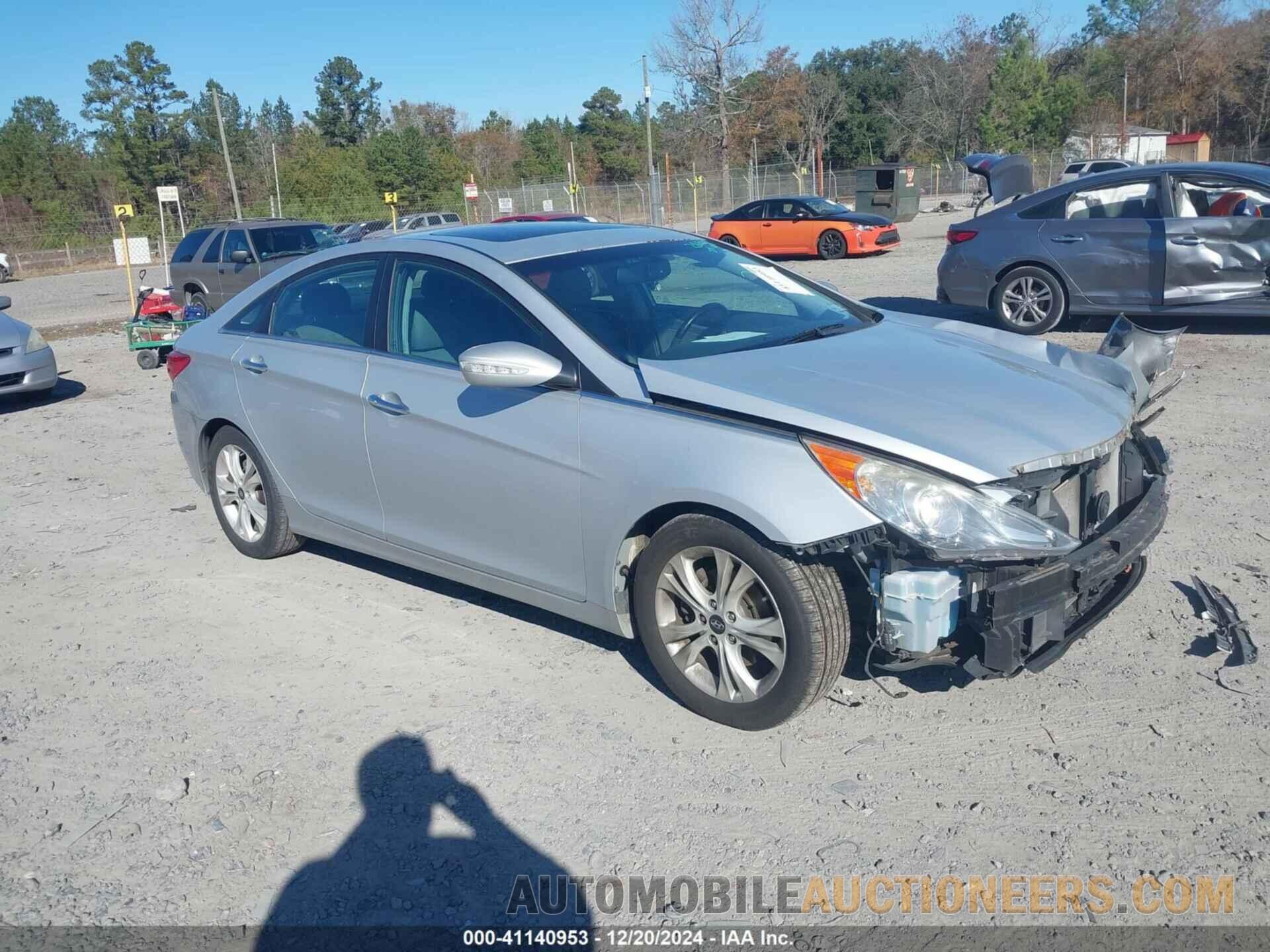 5NPEC4AC0BH021790 HYUNDAI SONATA 2011