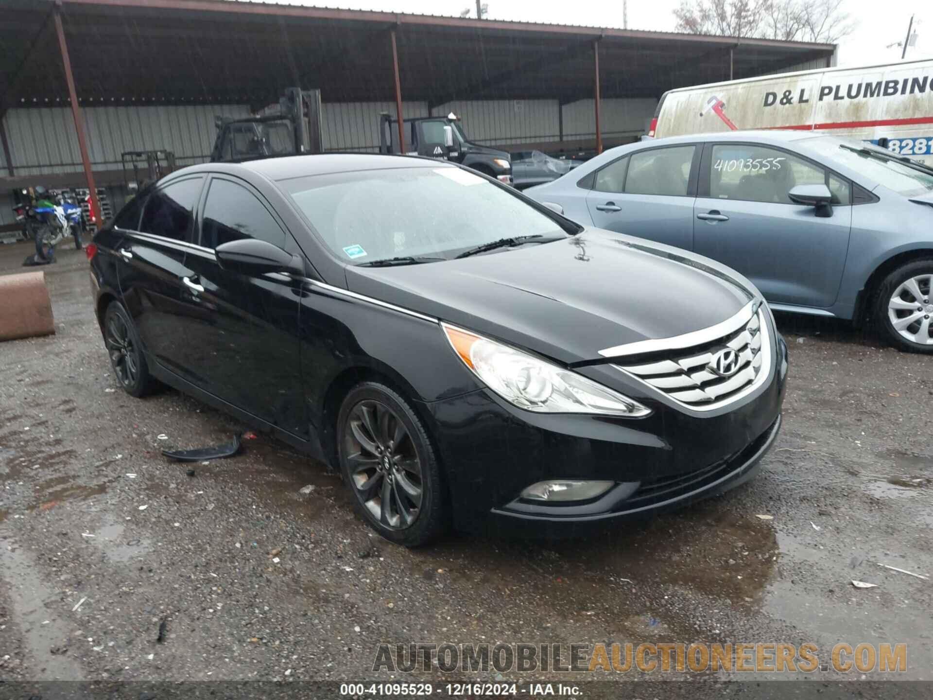 5NPEC4AC0BH089460 HYUNDAI SONATA 2011