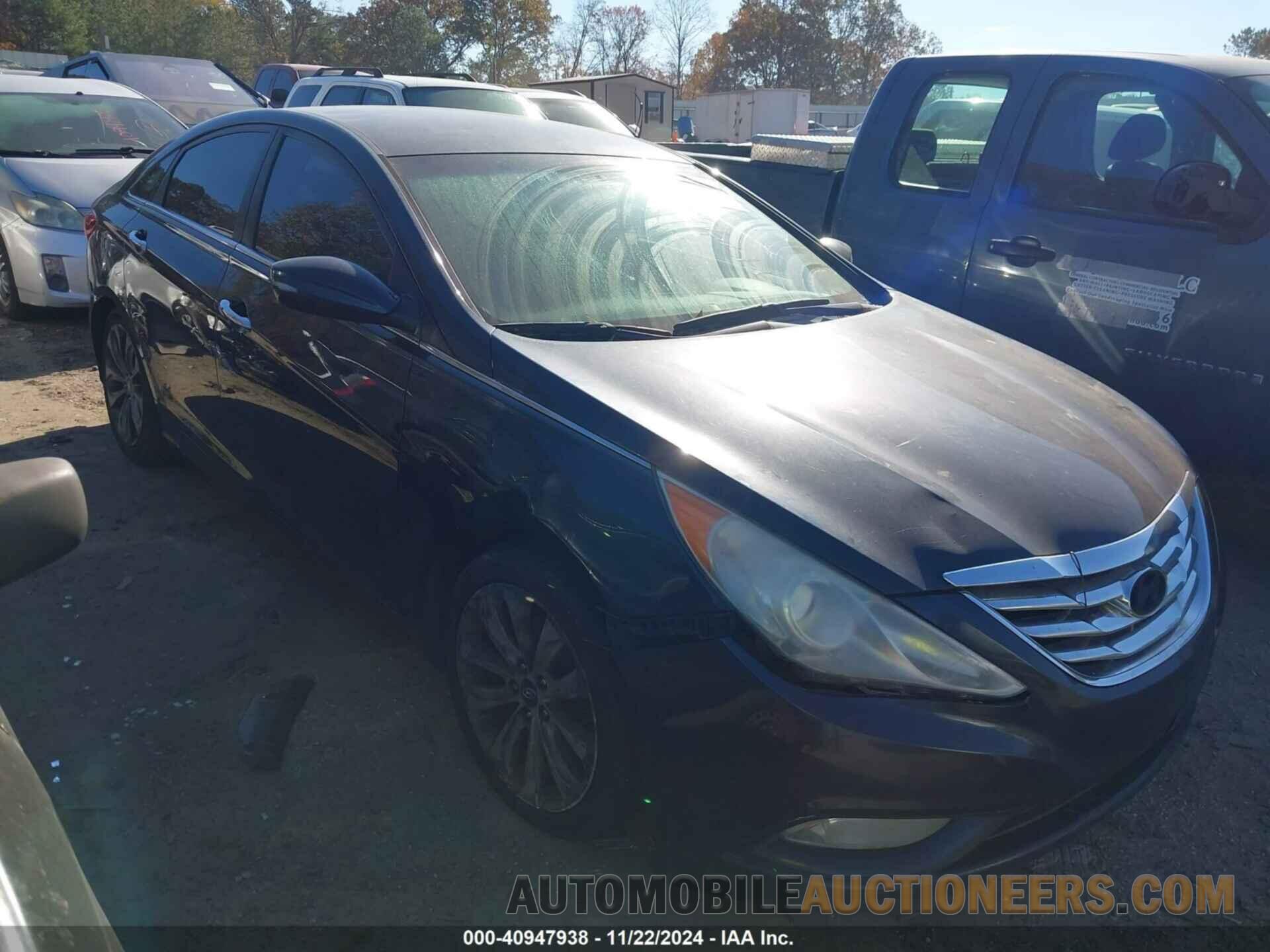 5NPEC4AC0BH219754 HYUNDAI SONATA 2011