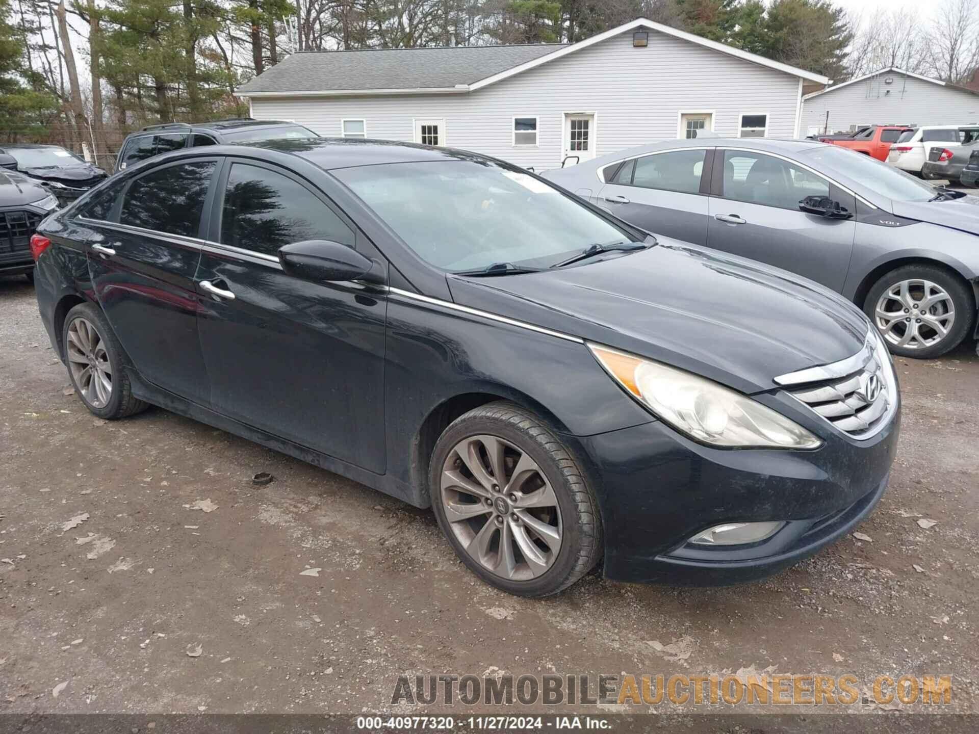 5NPEC4AC0BH262684 HYUNDAI SONATA 2011