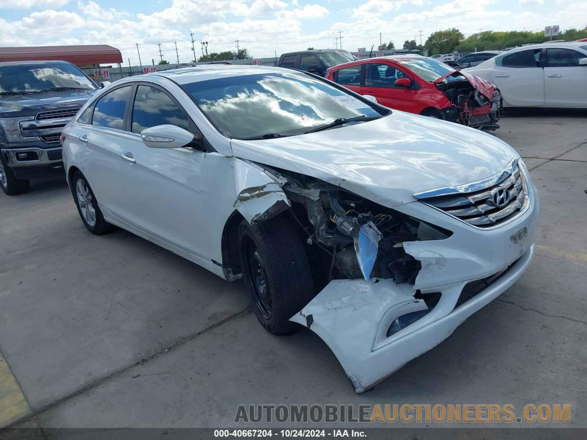 5NPEC4AC0BH299511 HYUNDAI SONATA 2011