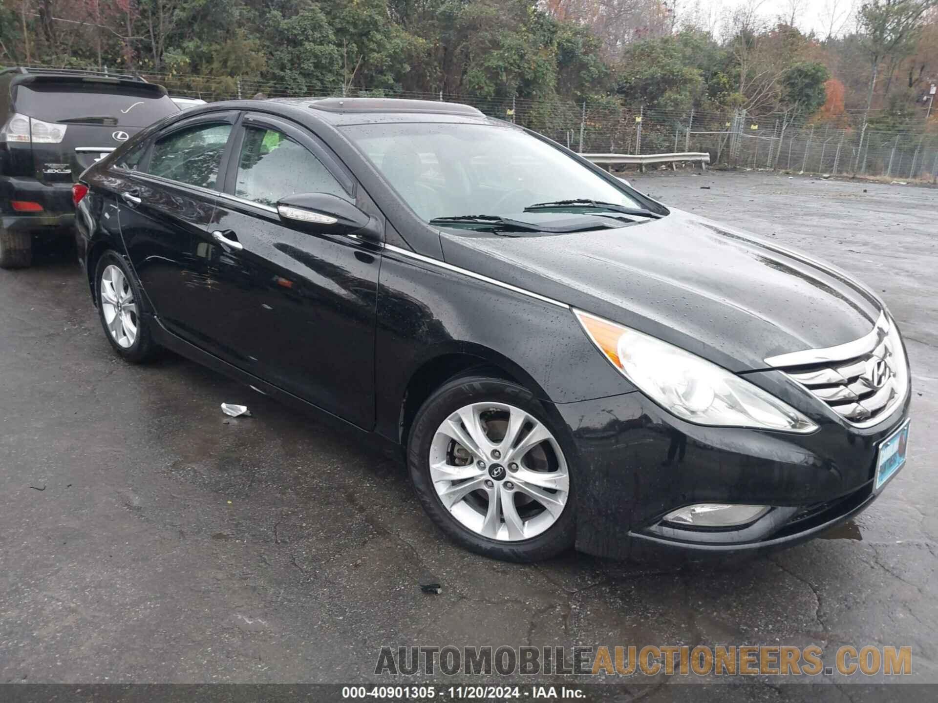 5NPEC4AC0BH300379 HYUNDAI SONATA 2011