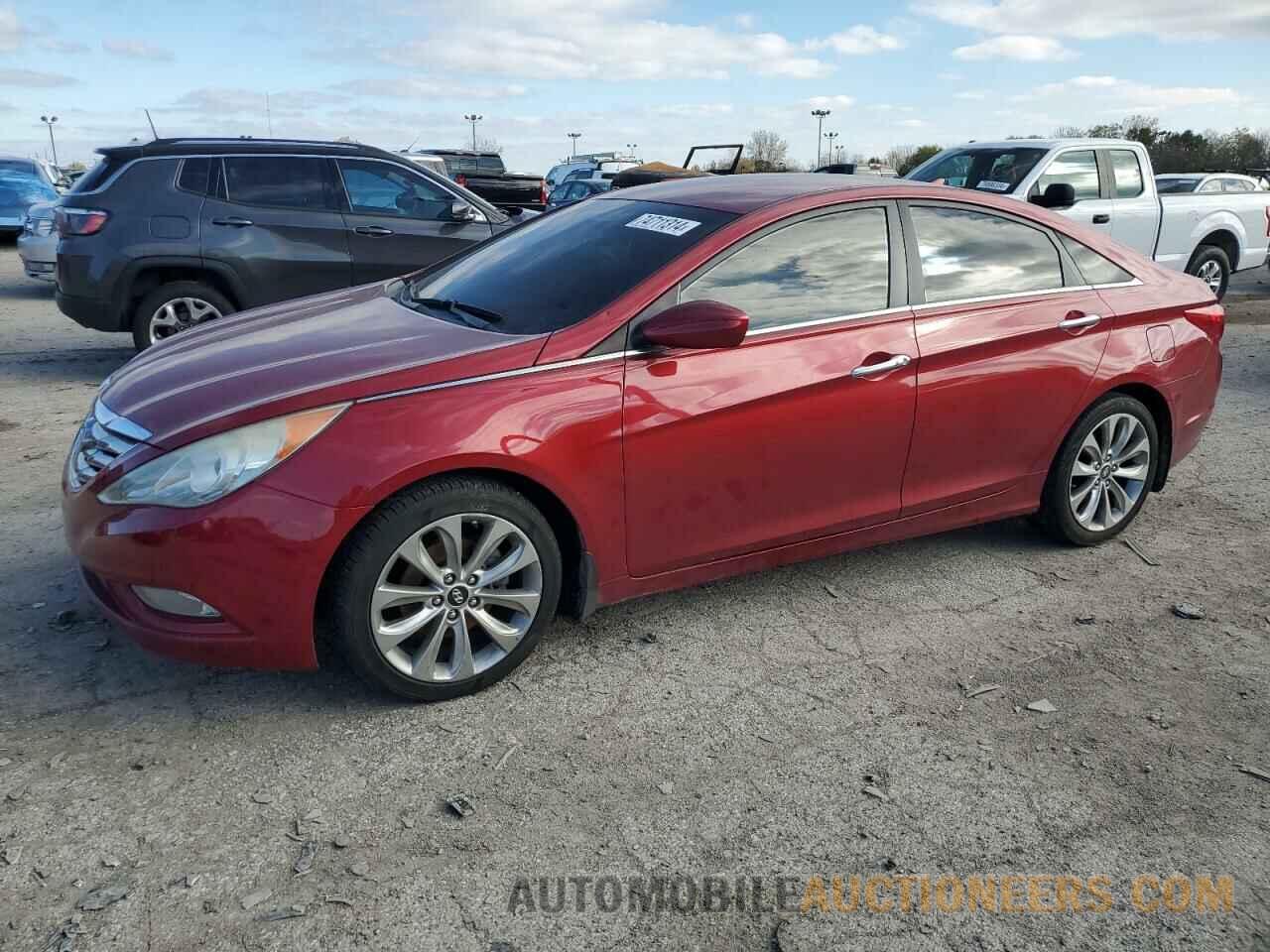 5NPEC4AC1BH196324 HYUNDAI SONATA 2011