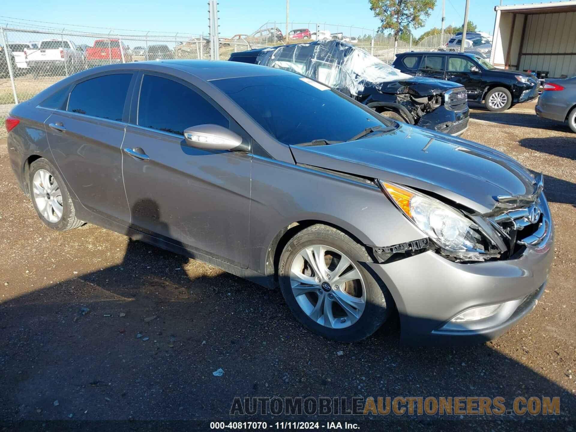 5NPEC4AC1BH265268 HYUNDAI SONATA 2011