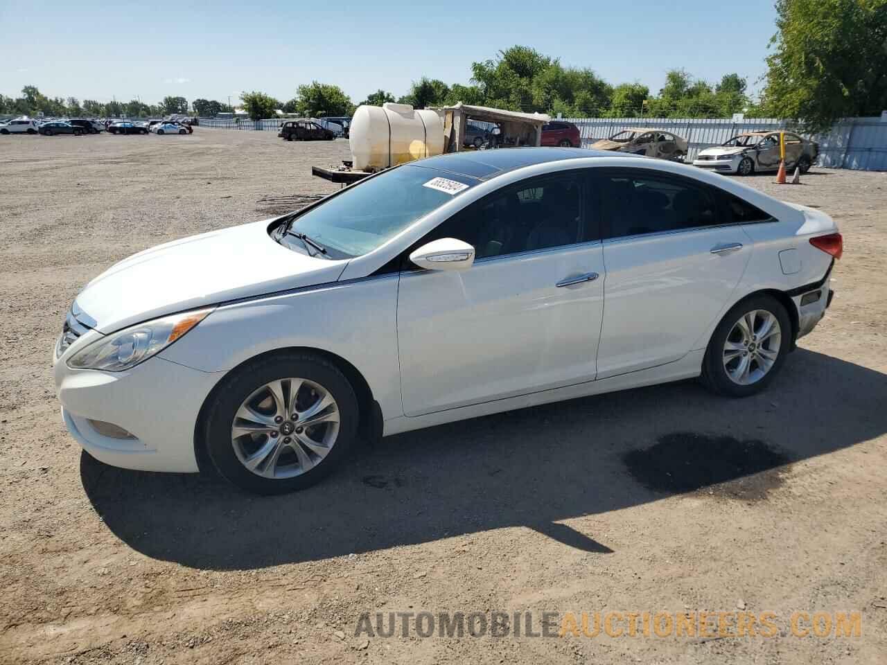 5NPEC4AC1CH381832 HYUNDAI SONATA 2012