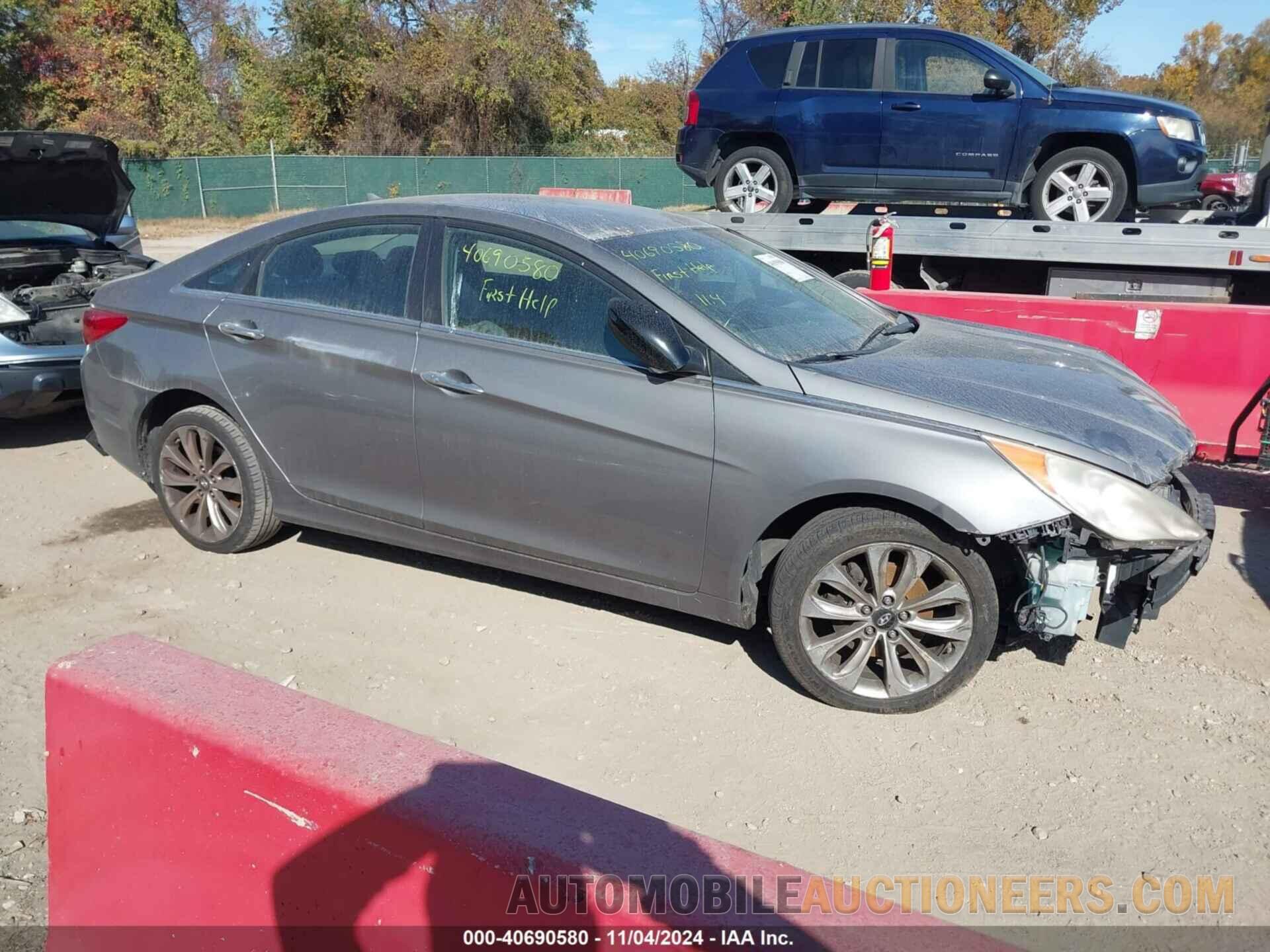 5NPEC4AC2BH024657 HYUNDAI SONATA 2011