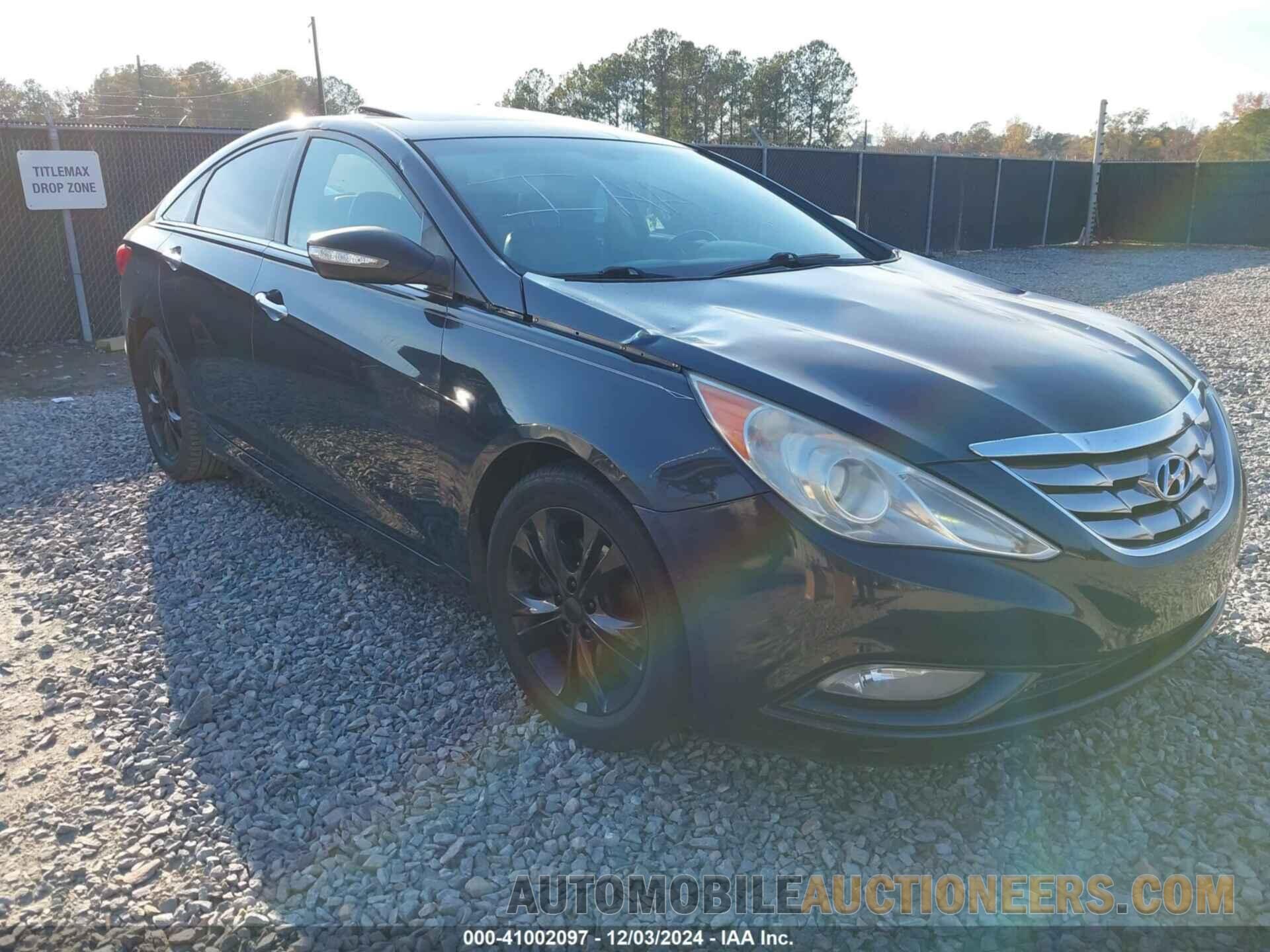 5NPEC4AC2BH025677 HYUNDAI SONATA 2011