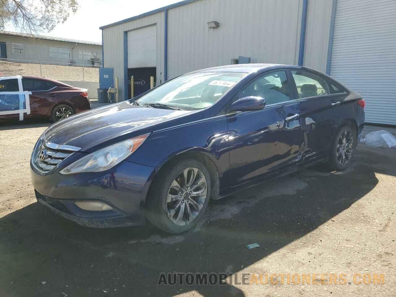 5NPEC4AC2BH051146 HYUNDAI SONATA 2011