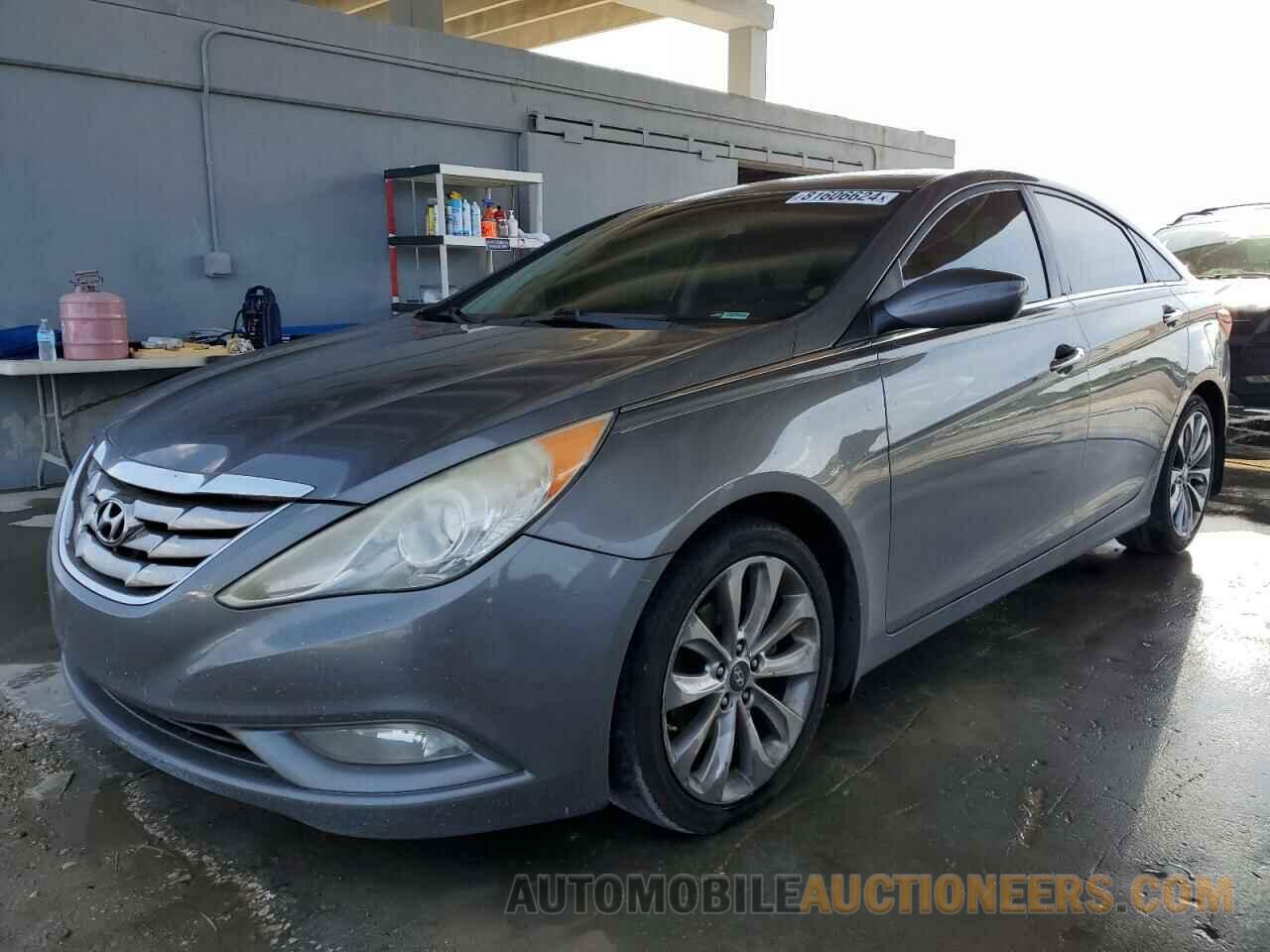 5NPEC4AC2DH518214 HYUNDAI SONATA 2013